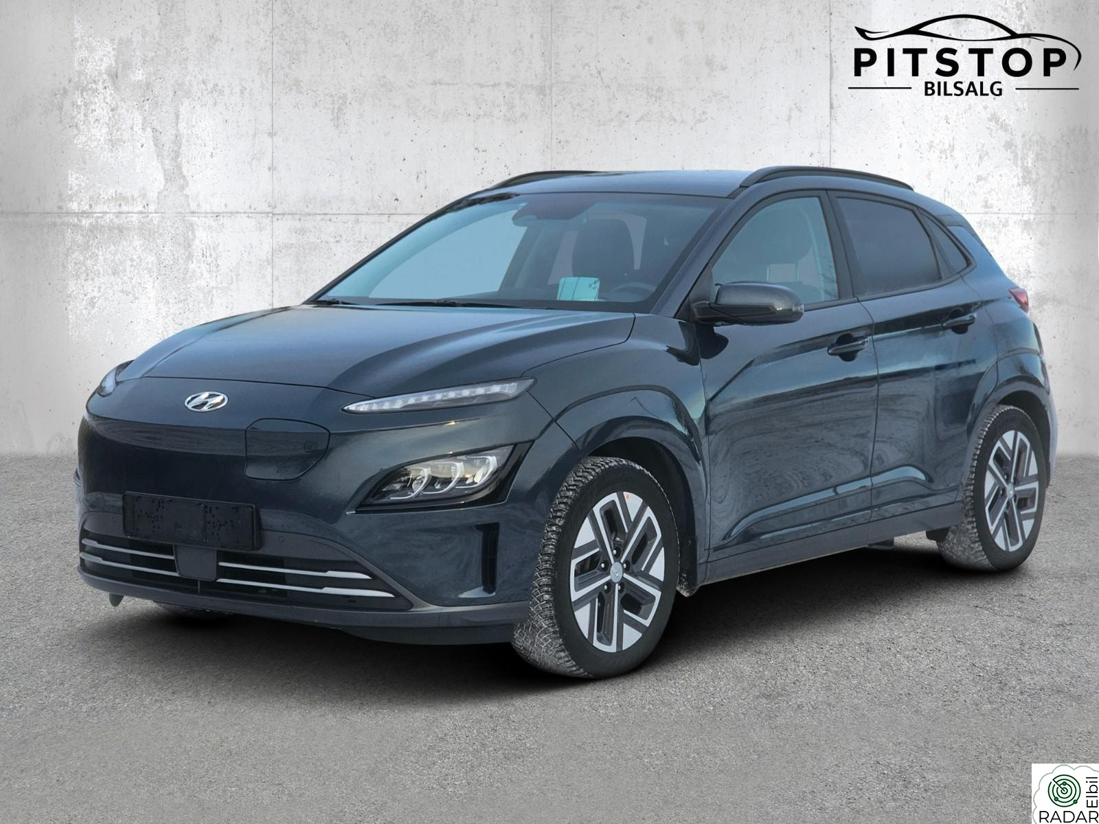 HYUNDAI Kona Premium Long Range   484 km   Full utstyr   ACC Skinn