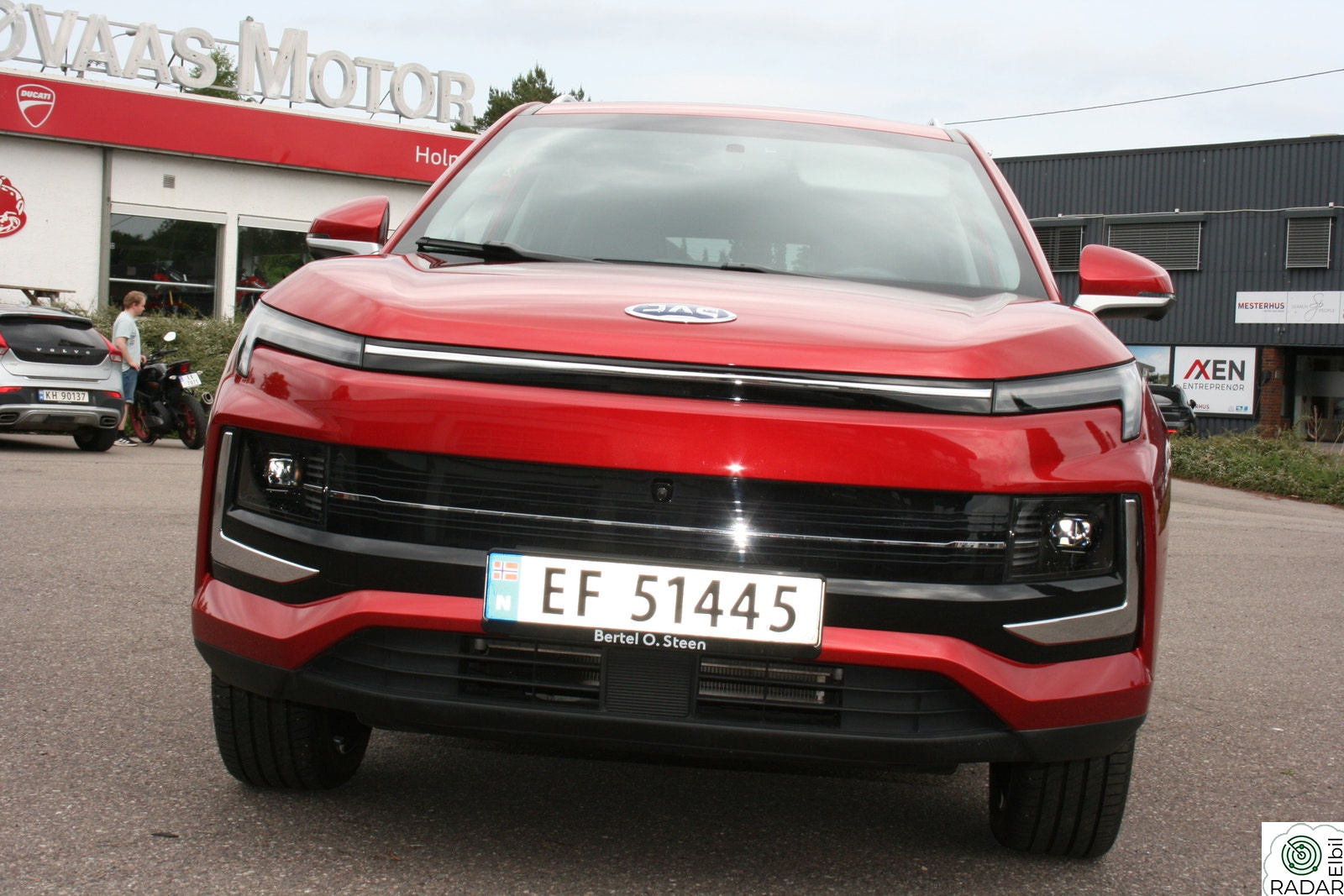JAC ES4 Nordic Edition/433km/skinn/soltak ++