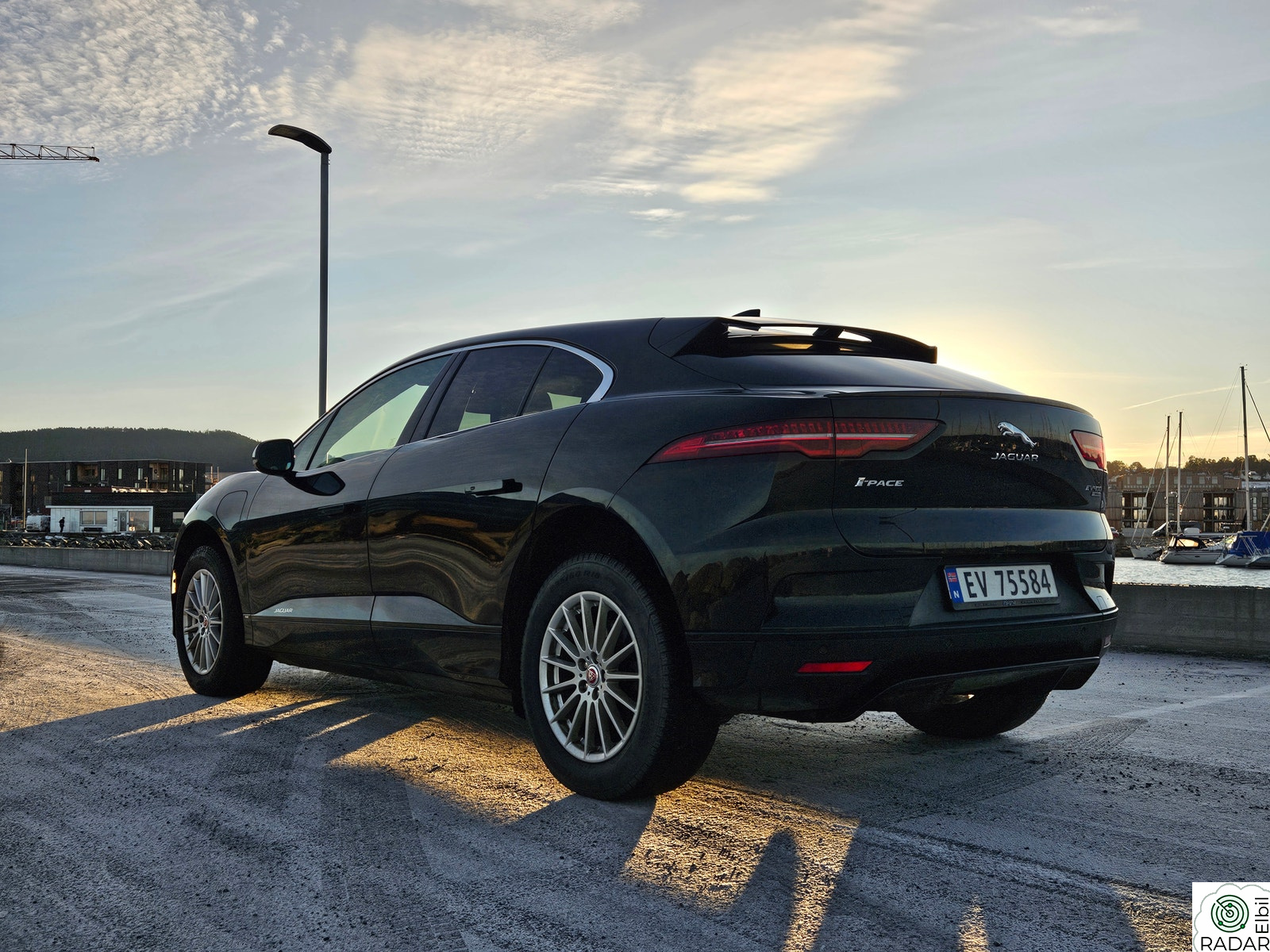 JAGUAR I-PACE 400hk AWD SE Pano, ACC, El.seter, Head UP, Meridian++