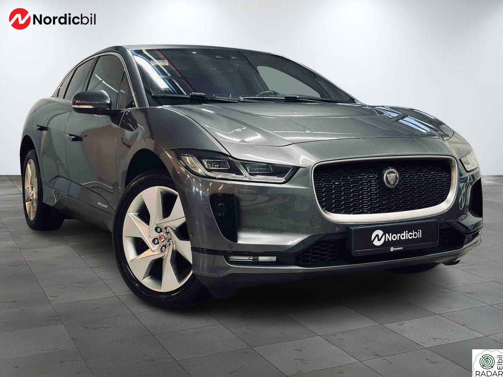 JAGUAR I-PACE EV400 AWD SE - Skinn - Meridian - H.feste - R.kam