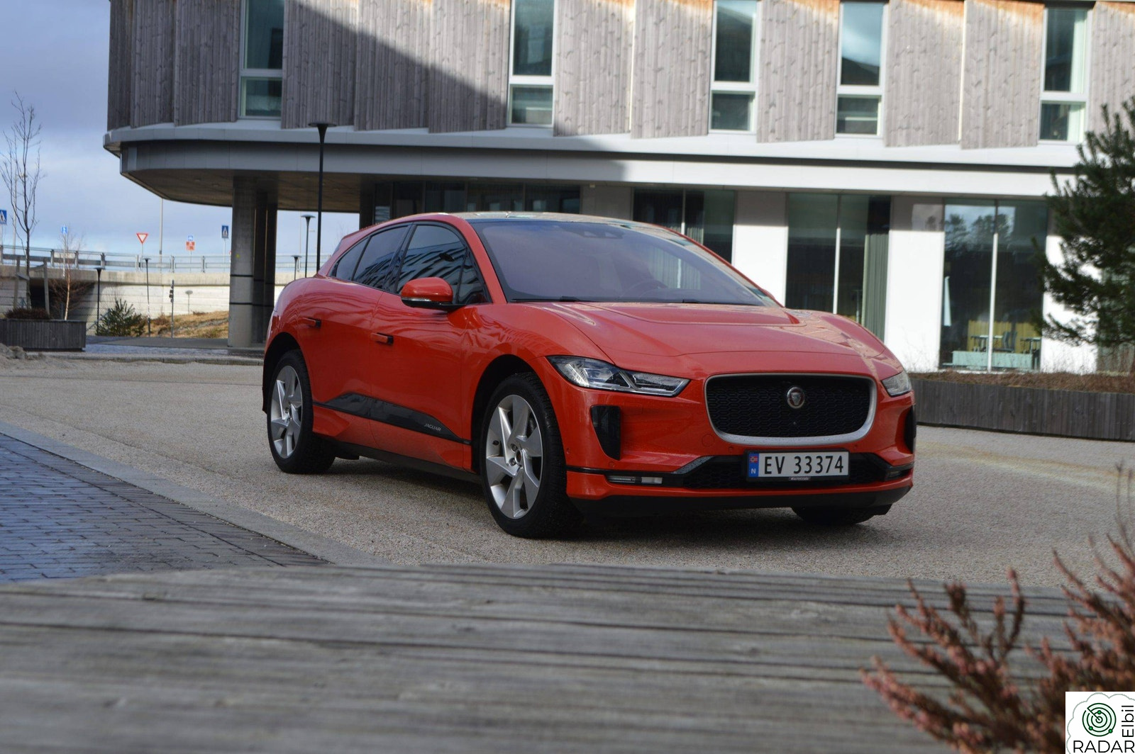 JAGUAR I-PACE 400hk AWD | First Edition | Krok | Ny EU & Service |