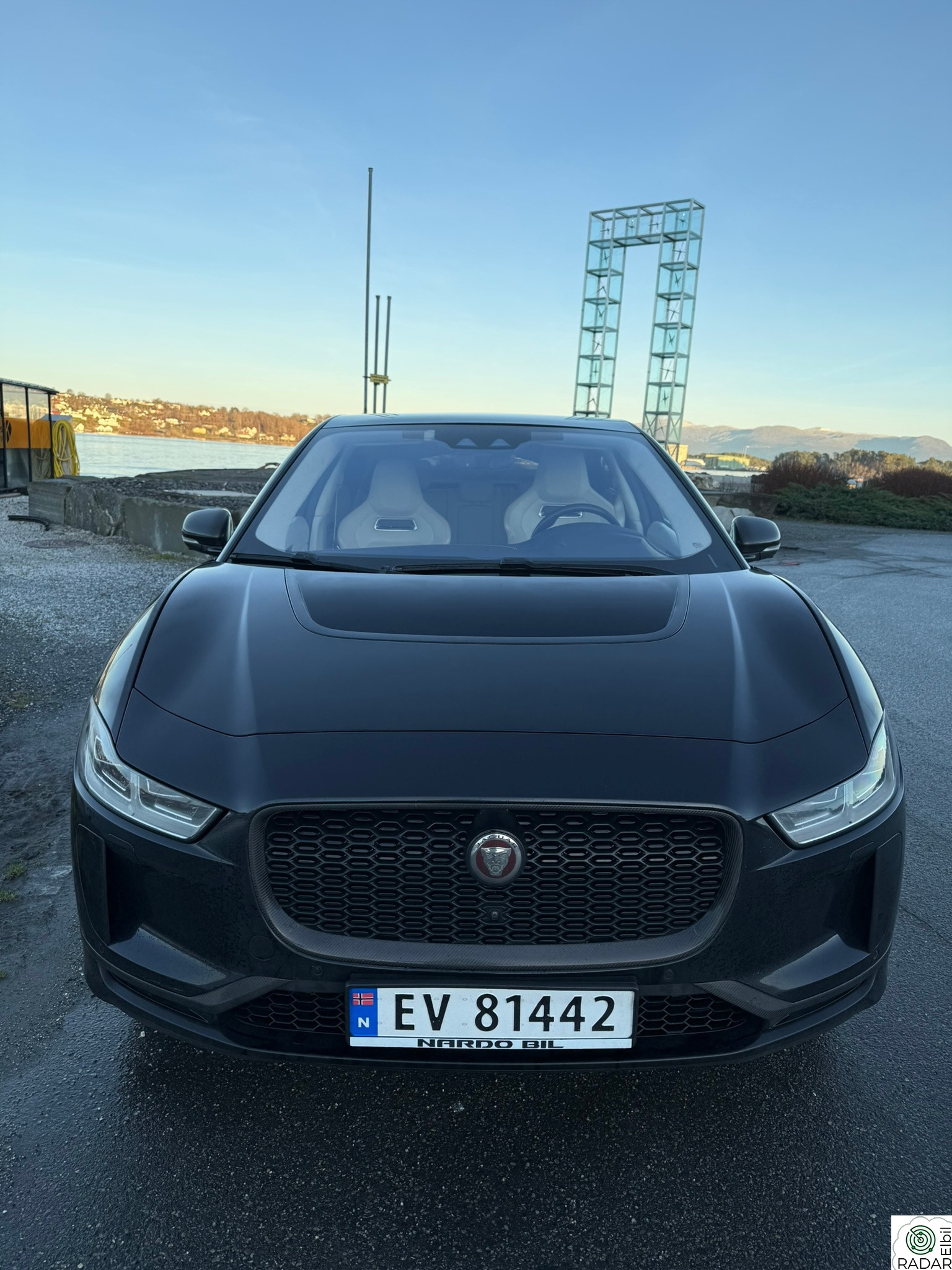 JAGUAR I-PACE 400hk AWD HSE m/HUD/ACC/Matrix/CARPLAY/Luft/22"