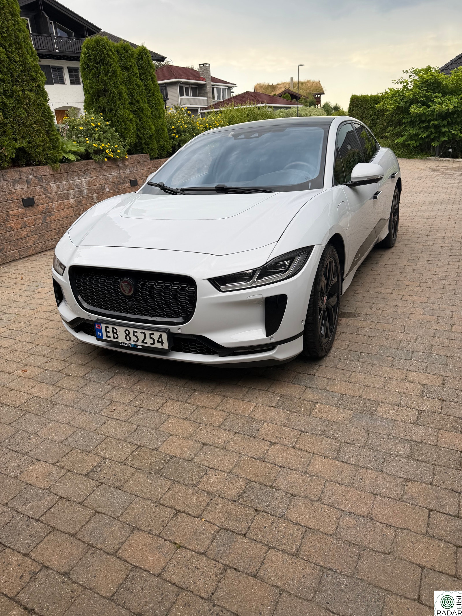 JAGUAR I-PACE 400hk AWD Auto SE HSE-seter foran, Black Edition