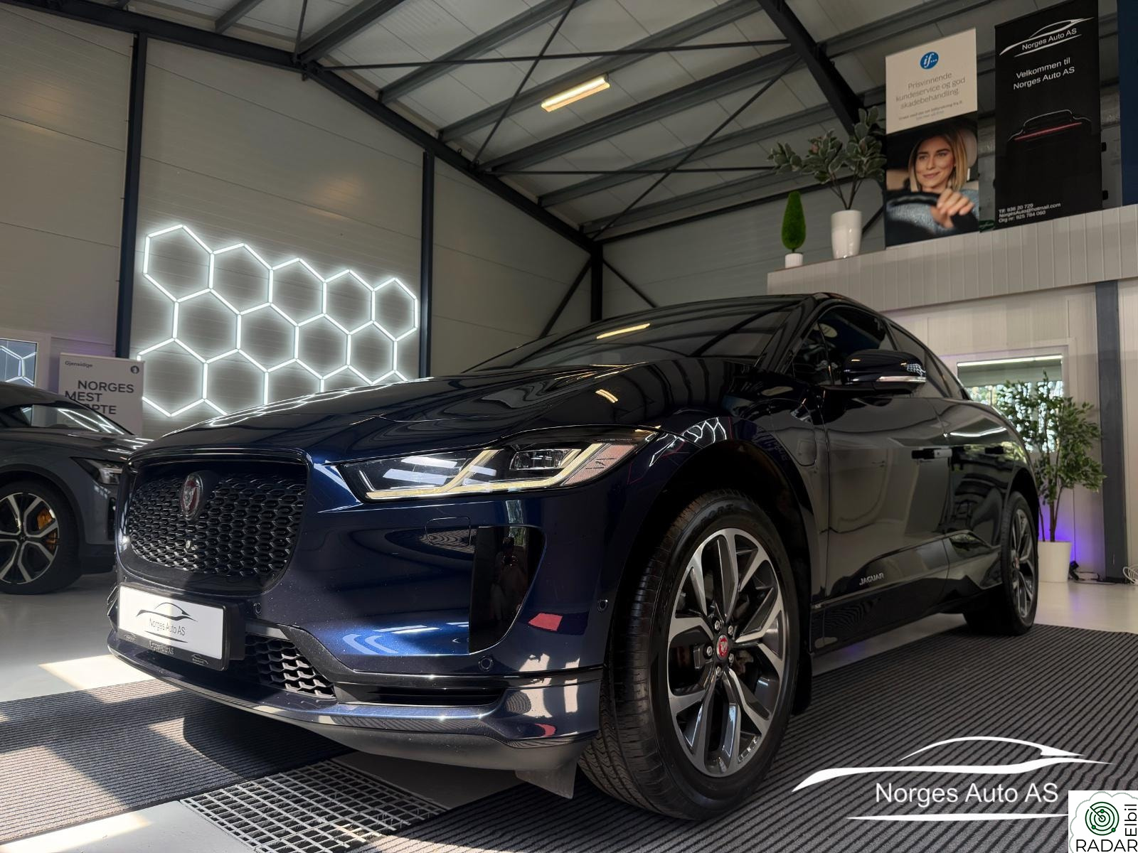 JAGUAR I-PACE Blackpack| HUD | H.Feste | Pano | 360 | Luftfj | Ratt.v