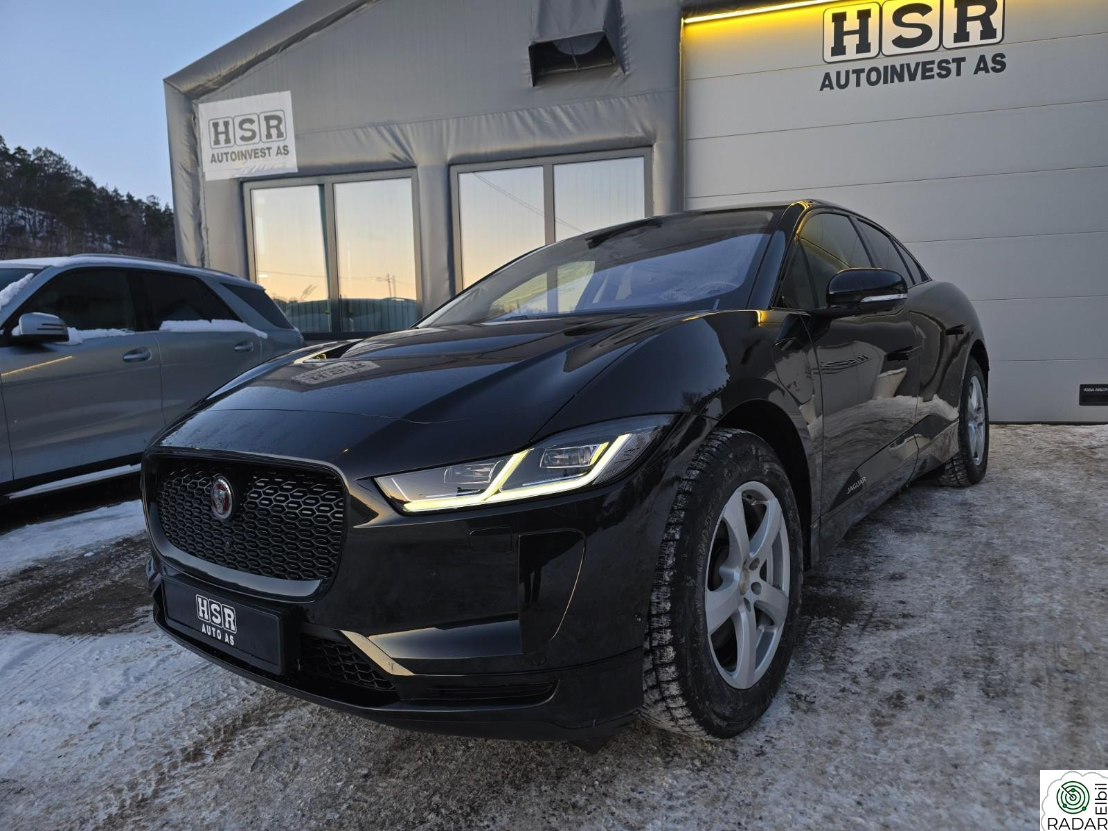 JAGUAR I-PACE EV400 AWD Krok / Meridian / Pano / Memory / ACC