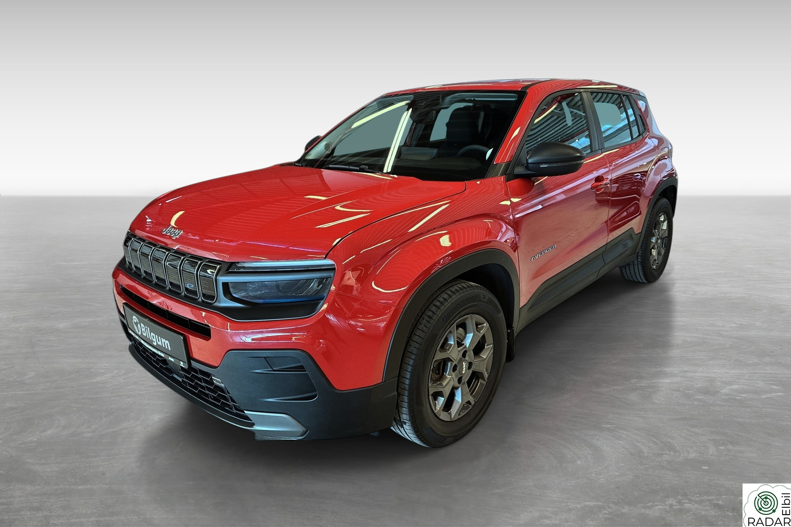 JEEP AVENGER Longitude 156hk 54Kwh 400KM
