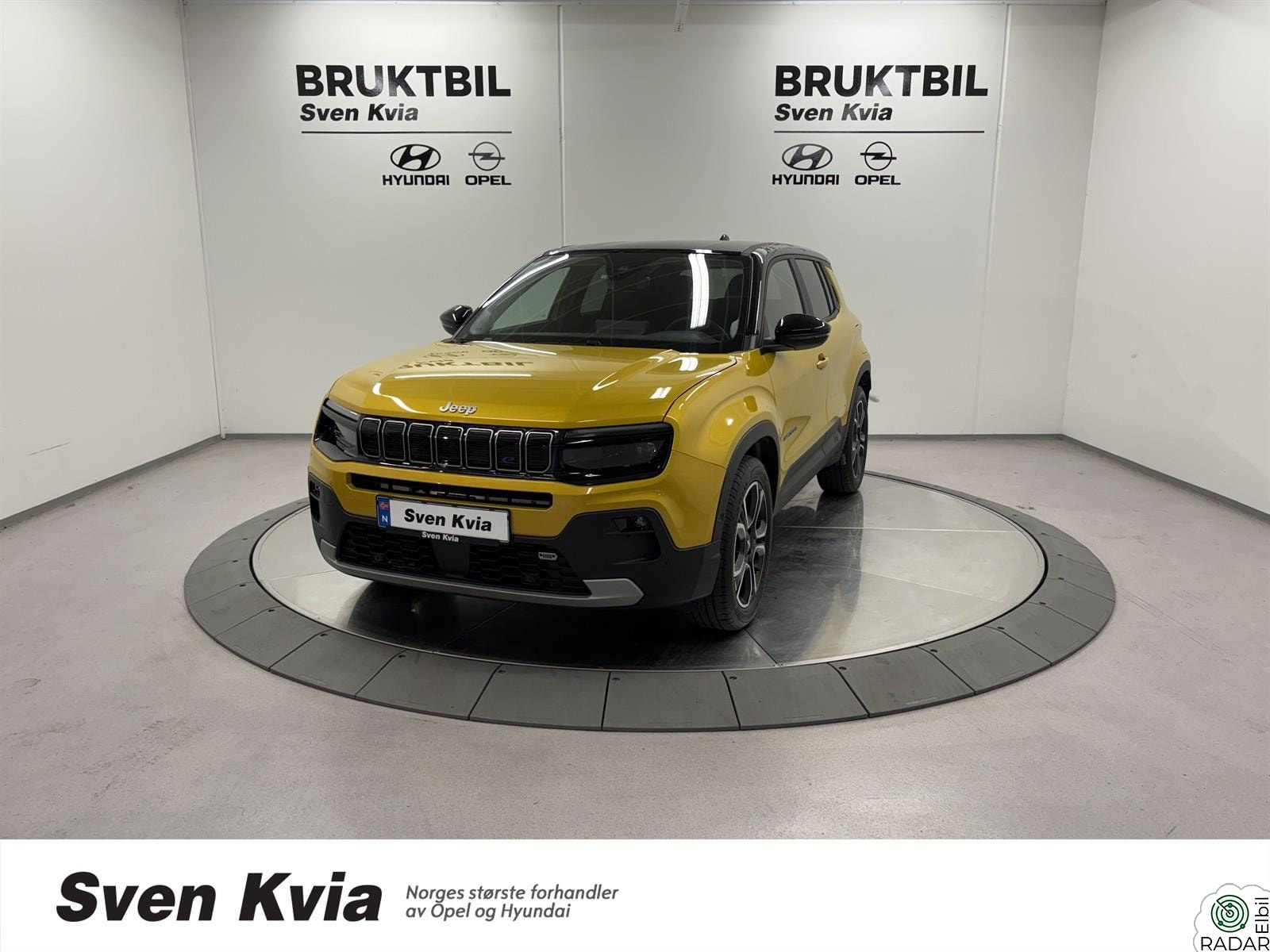 JEEP AVENGER NORSK SUMMIT 395 KM 54KWT ACC CARPLAY KAMERA P.SENSOR