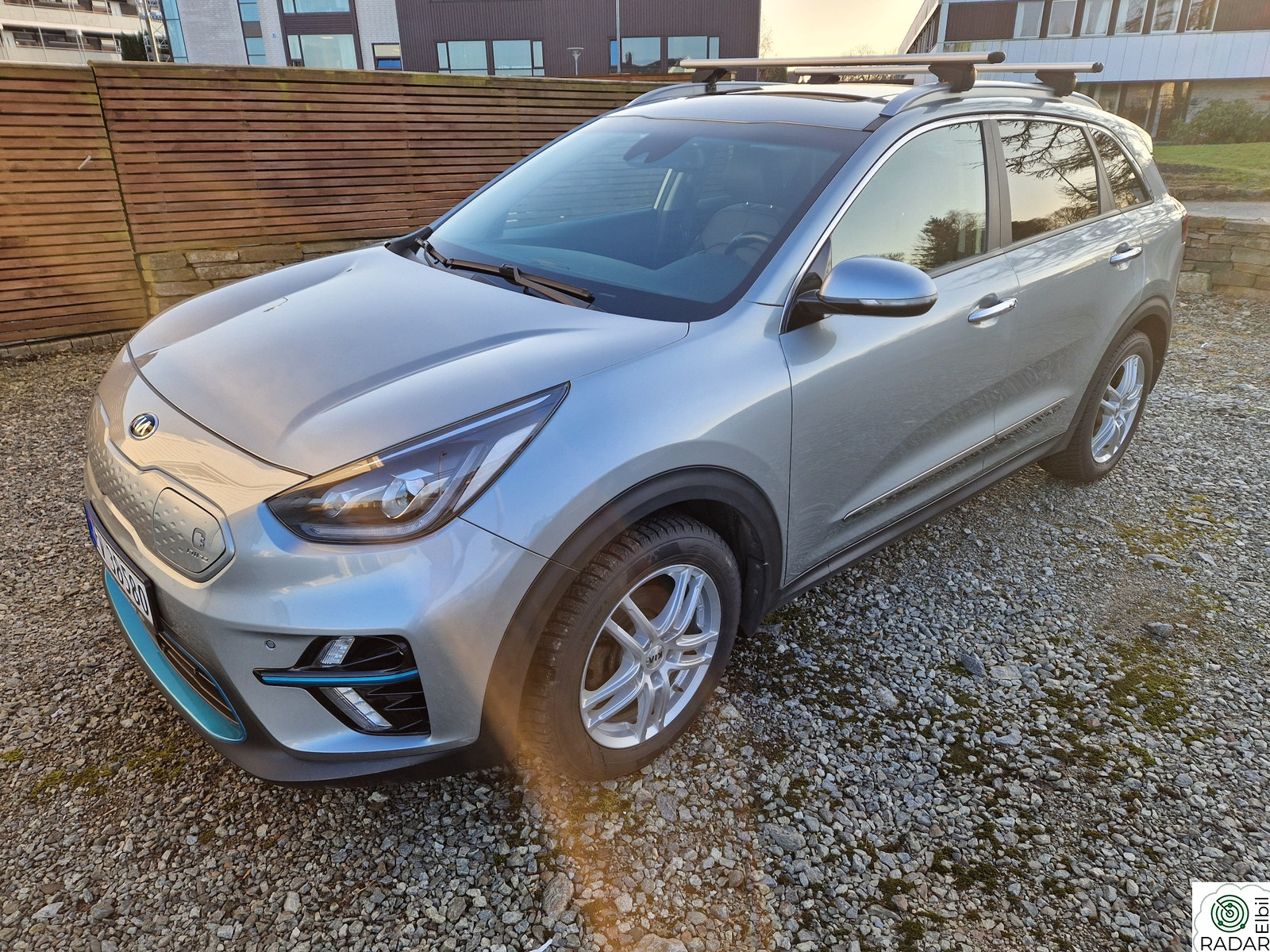 KIA NIRO Exclusive/Skinn/Navi/Kamera/Takluke ++