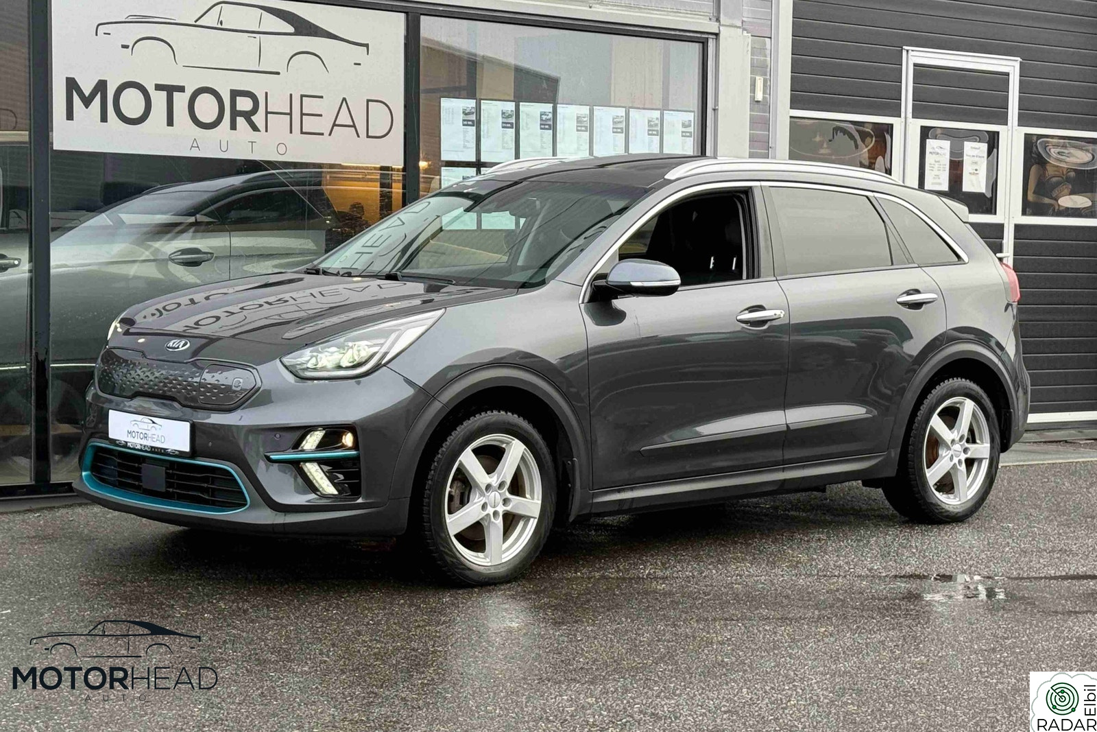 KIA NIRO Exclusive, 64kWh, Skinn, JBL, Soltak, Navi, R.Kam, ACC