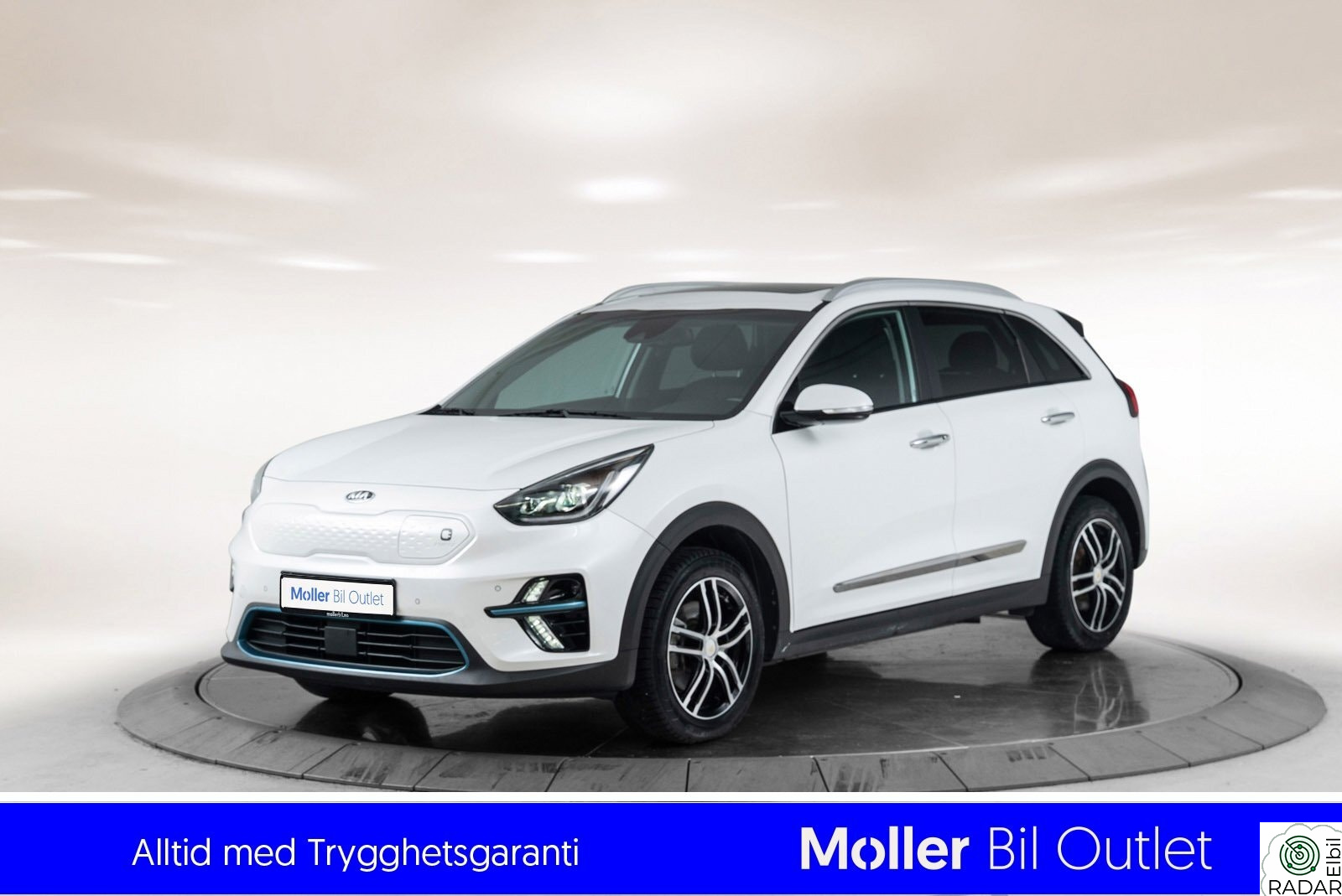 KIA NIRO Exclusive - R.Kam, JBL, Skinn, Navi