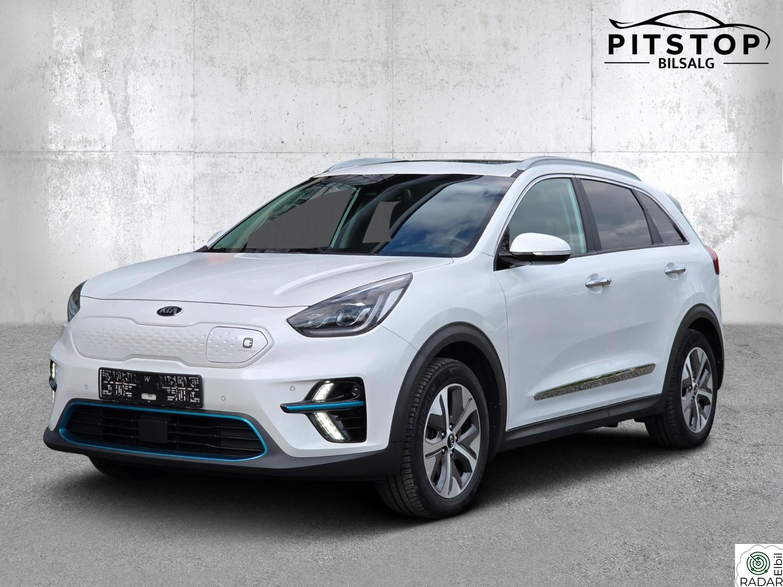 KIA NIRO 64kWh Exclusive 204hk 455km Skinn Soltak JBL Kamera