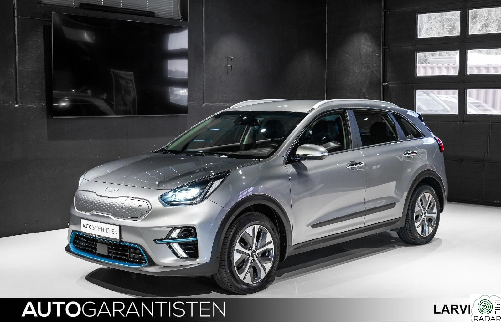 KIA NIRO Active 64kwh 455KM-WLTP ACC Rattv R.kam Navi CarPlay