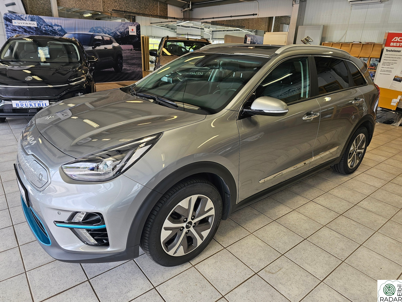 KIA NIRO Exclusive, Skinn, Soltak, JBL 455 km Pen Bil!