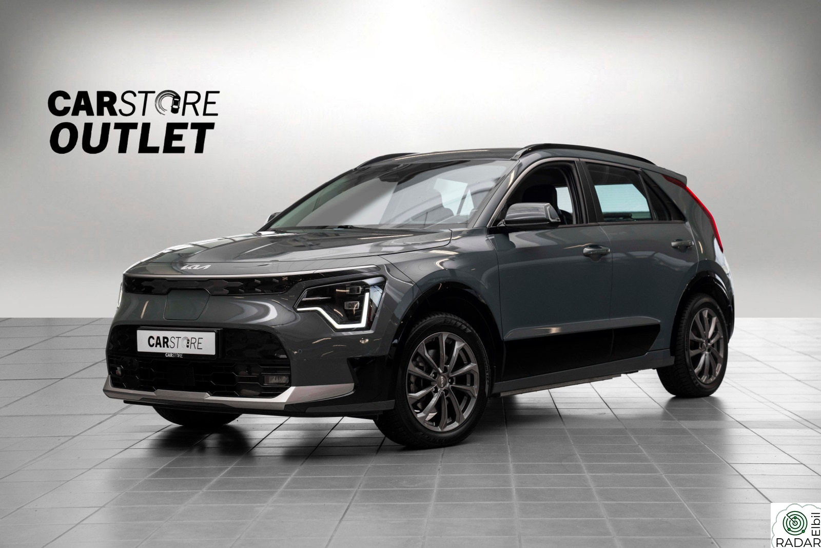 KIA NIRO Action