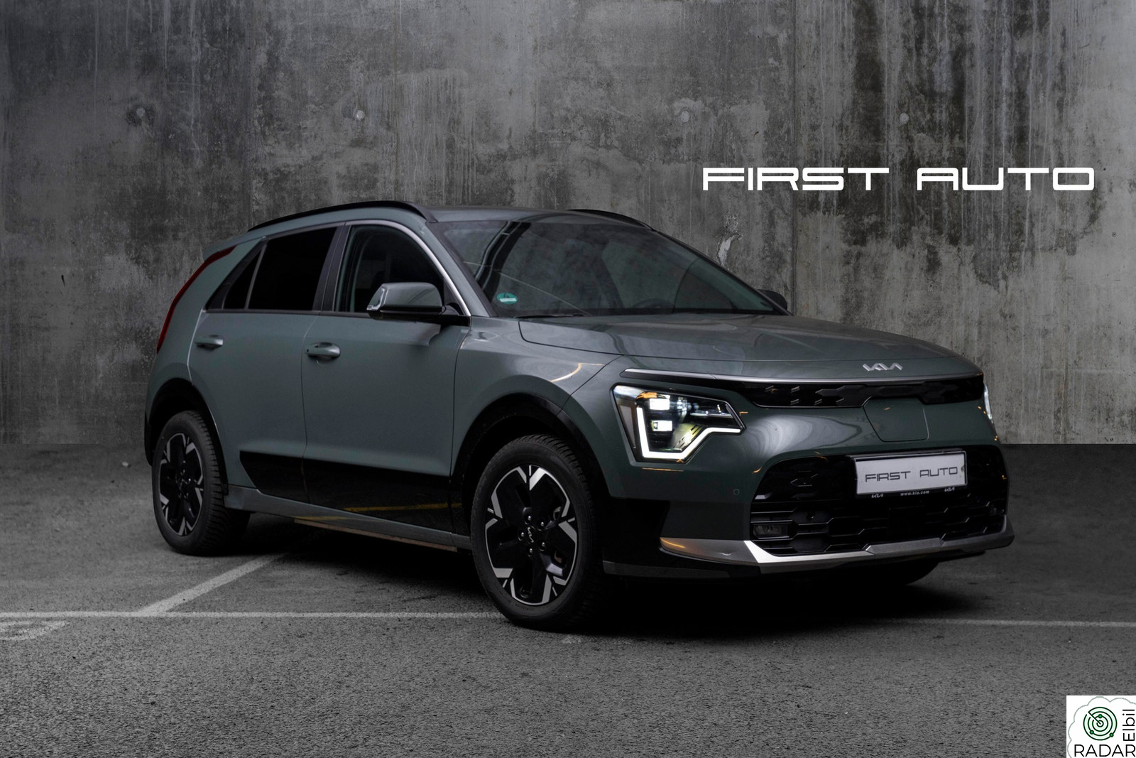 KIA NIRO EXCLUSIVE / Skinn / Rattvarme / 64,8 kwh