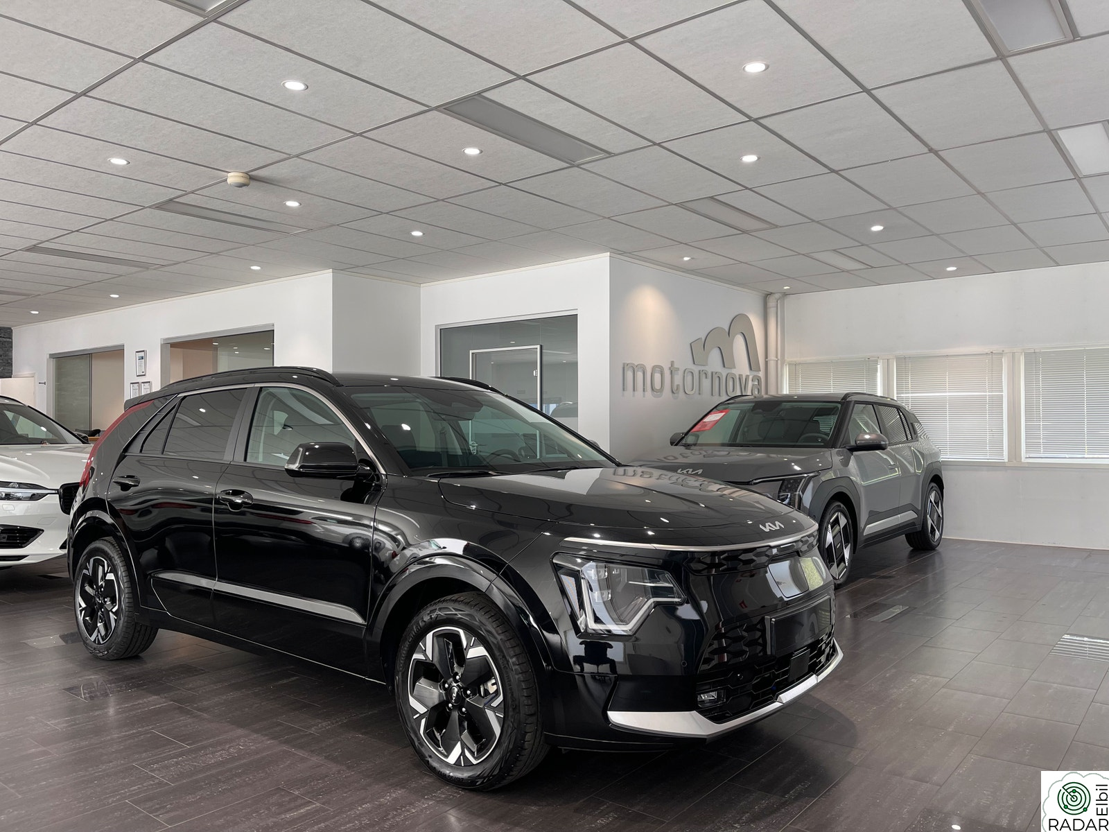 KIA NIRO 64 kwh Inspiration/Skinn/ACC/DAB/LED/Keyl/460km/