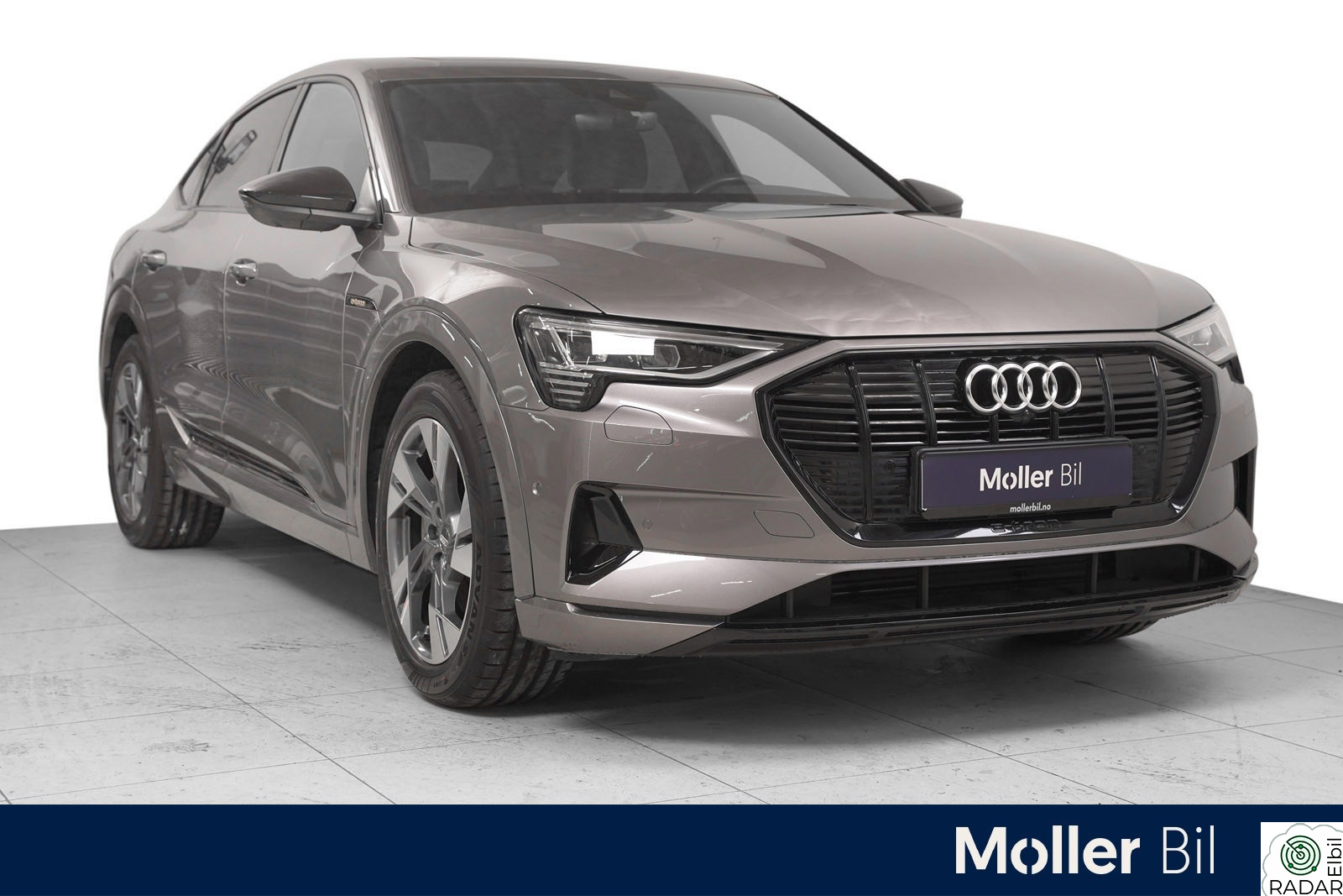 AUDI e-tron Sportback 55 55 sb advanced sport Hud,soltak,krok,360,matrix,valcona
