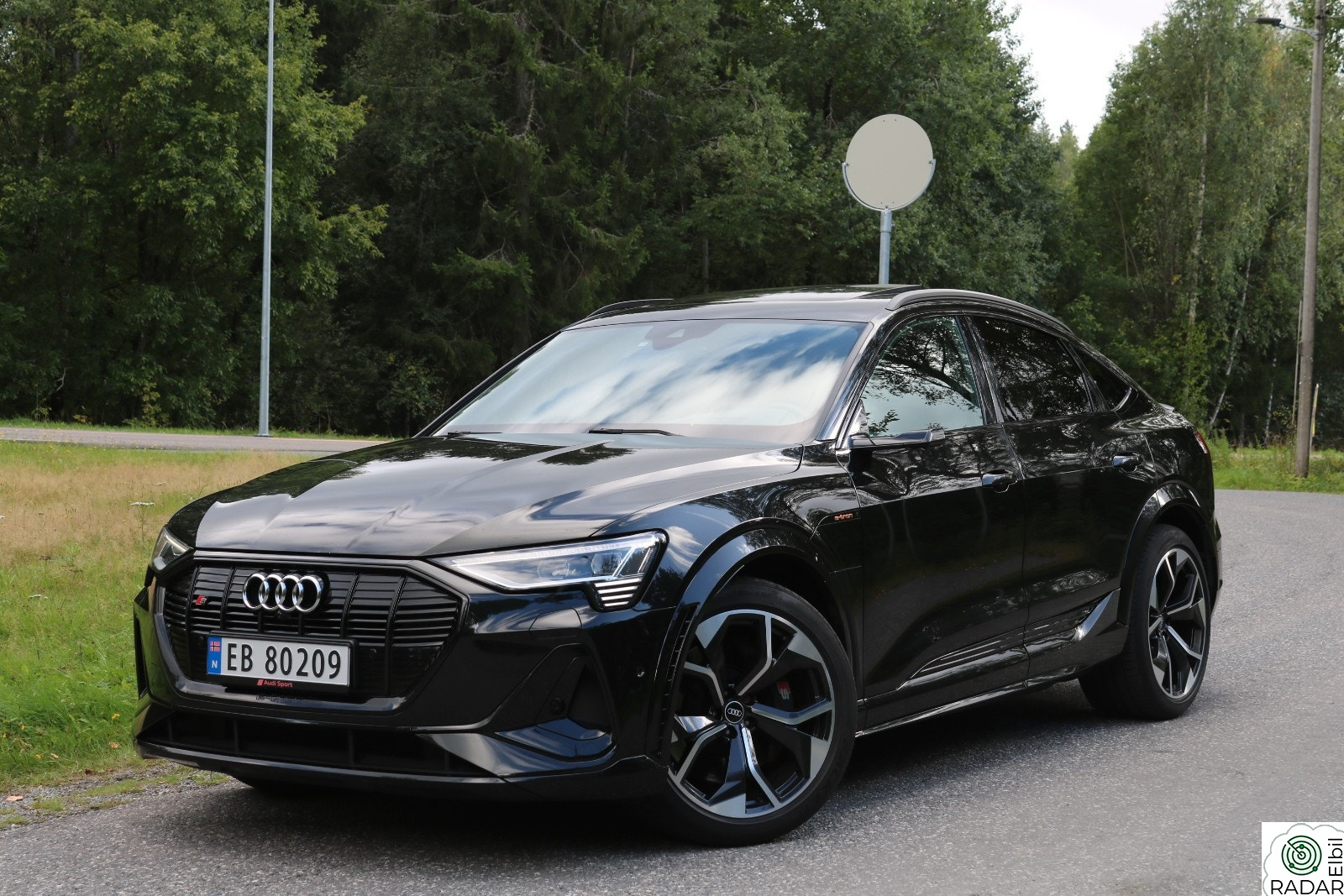 AUDI e-tron S Sportback Sportback 60S 503hk NIGHT-V B&O HUD PANO S-SETER ALT ++