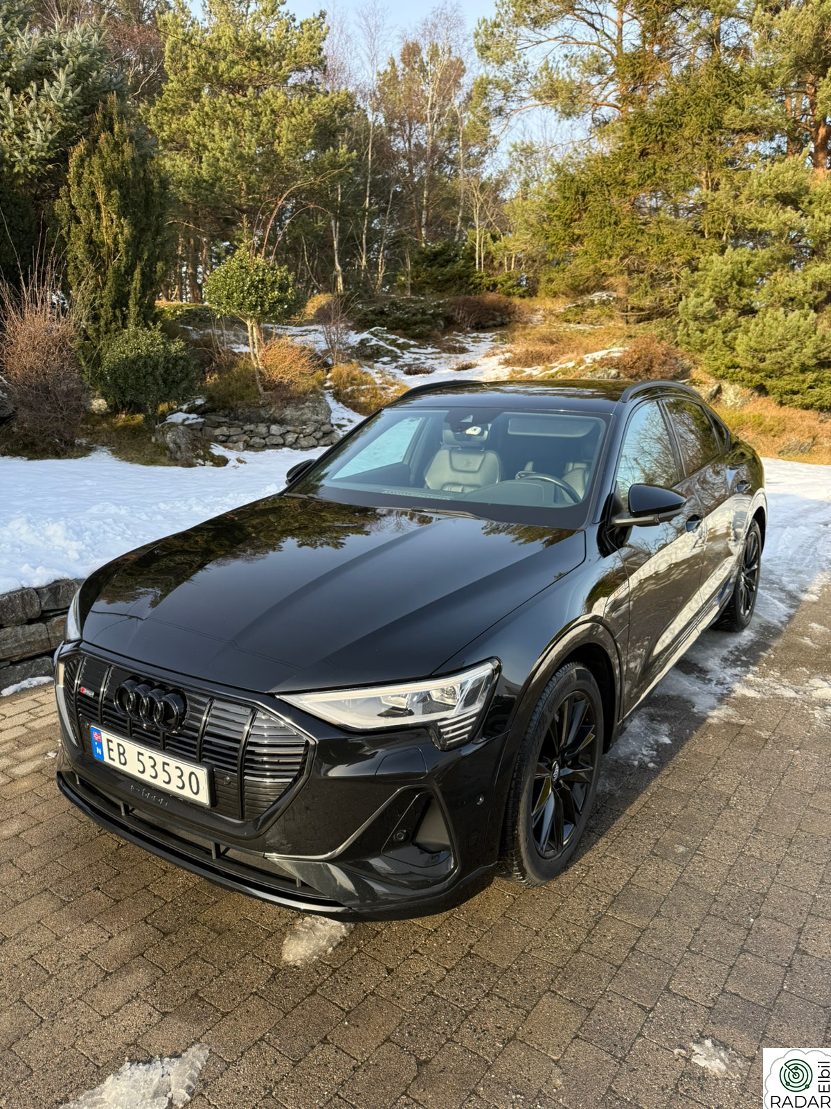 AUDI e-tron Sportback 50 50 / 2x S-line / 360 / ACC / Skinn / Hengerfeste / +++