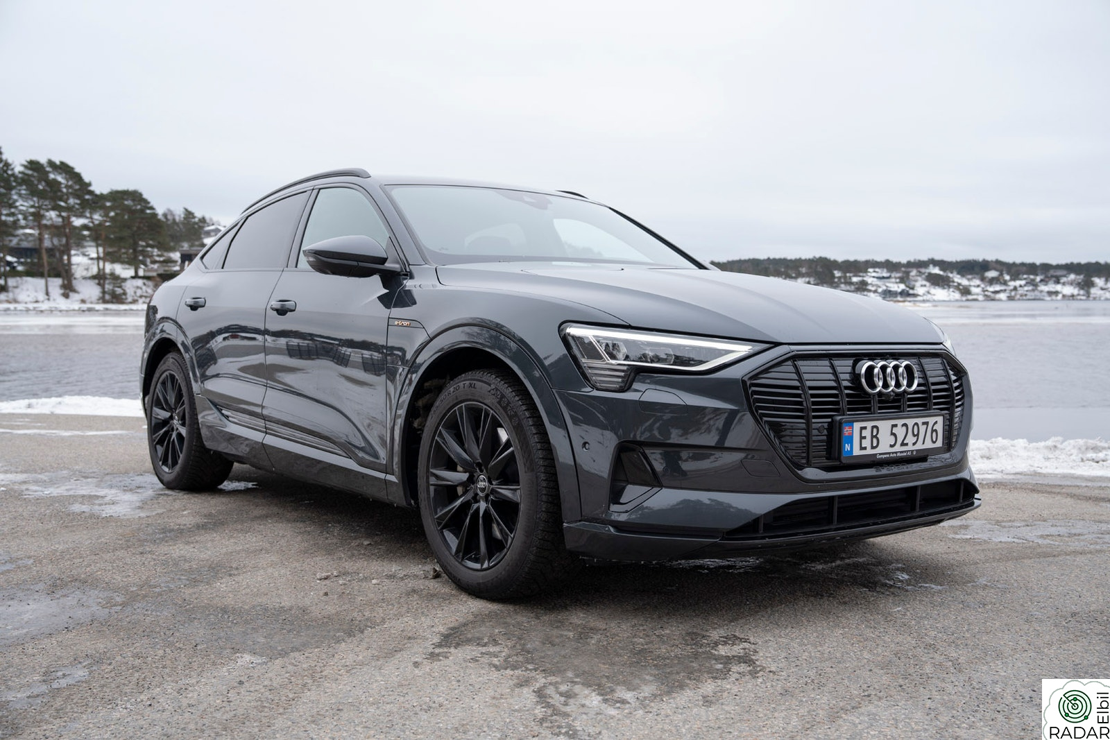 AUDI e-tron Sportback 55 55 Sportback Advanced Sport sort optikk