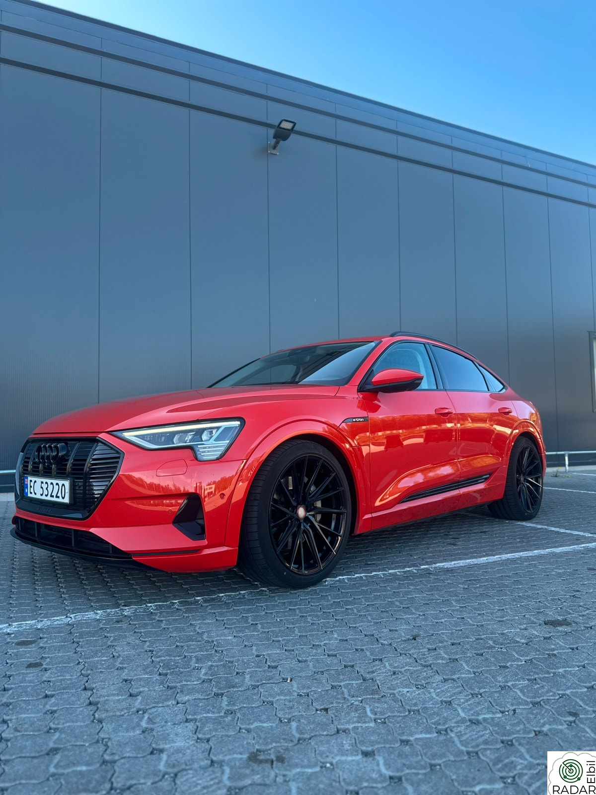AUDI e-tron Sportback 55 55 Sportback Advanced Sport
