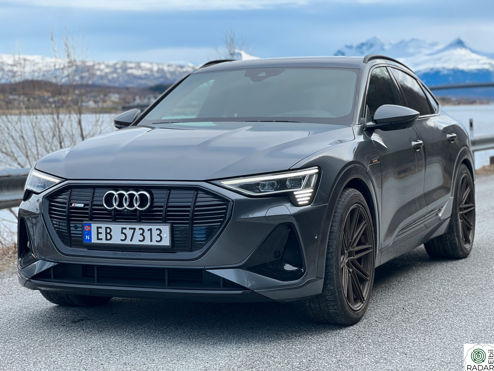 AUDI e-tron Sportback 55 55 S line - 426hk/B&O/22"/HUD/360°/Henger/PANO++