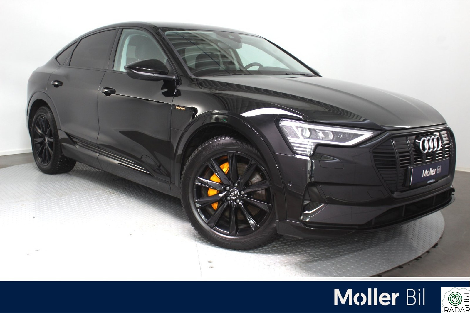 AUDI E TRON SPORTBACK 55 55 SB Advanced Sport - HUD, B&O, 360Kam, Matrix, Skinn