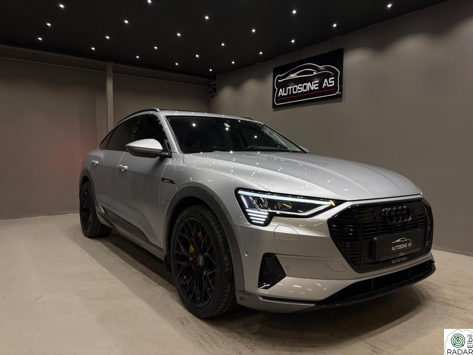 AUDI e-tron Sportback 55 55 - Skinn B&O 22" Panorama 360Kamera Matrix Krok ACC