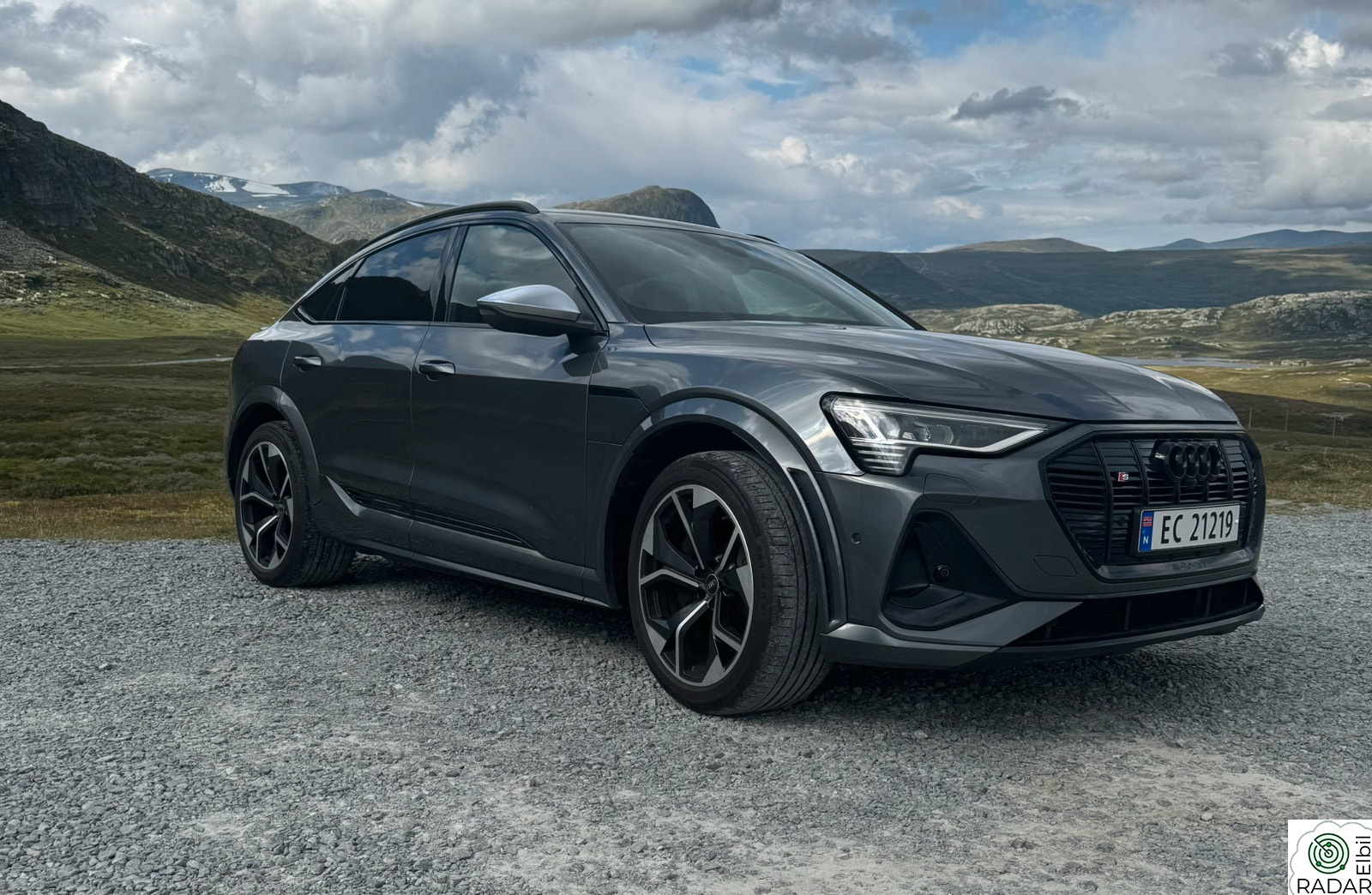 AUDI e-tron S Sportback 60S / B&O / MATRIX / Krok / 360 ++