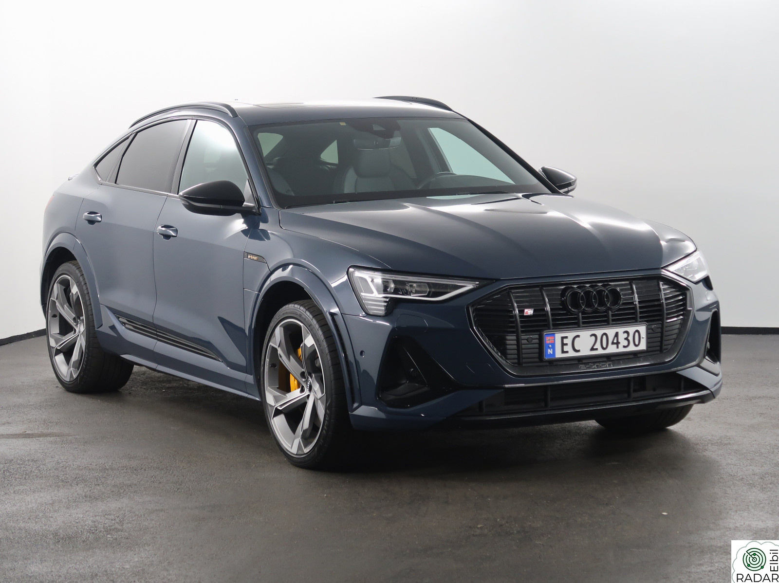 AUDI e-tron S Sportback 60S NORSKSOLGT + S Seter + KROK + 22 og 21 toms felger!