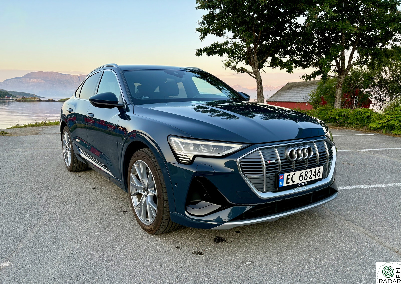 AUDI e-tron Sportback 50 50 S-LINE SPORT | Lav km - mye utstyr