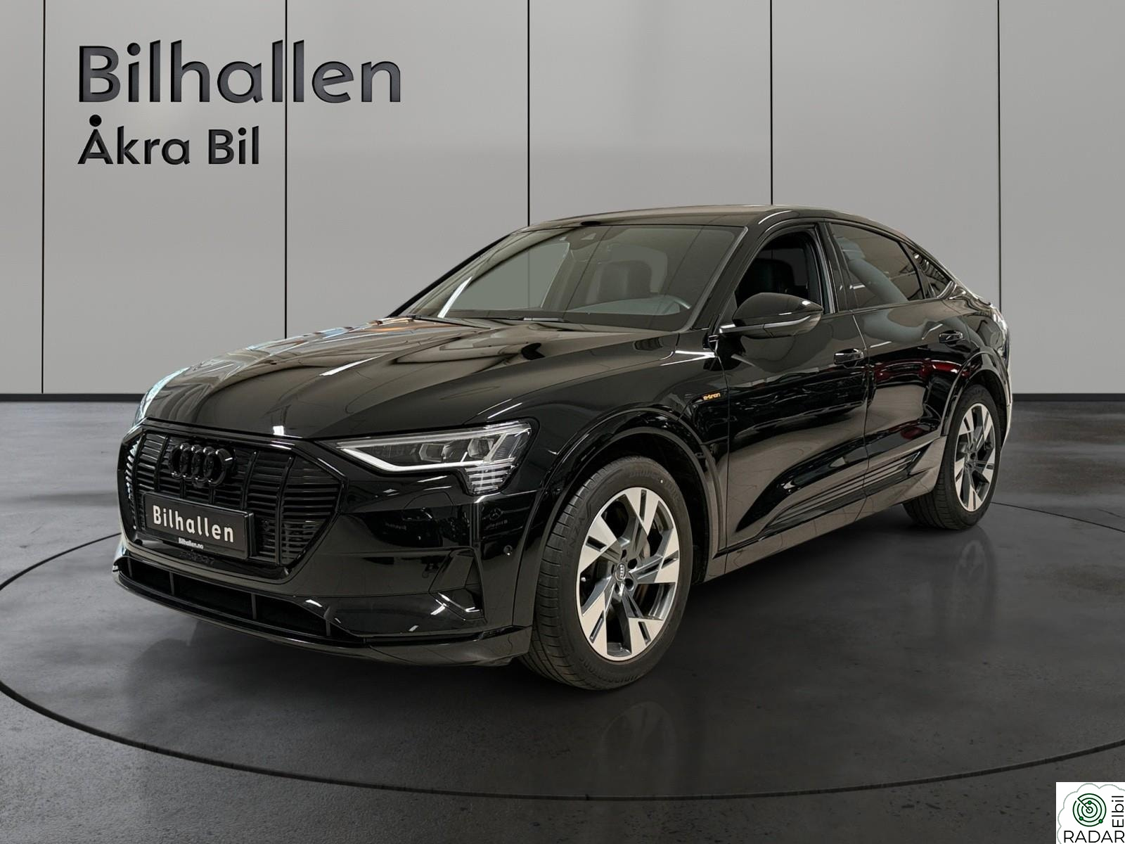 AUDI e-tron Sportback 50 50 Quattro Advanced Sport S-Line Black Edition