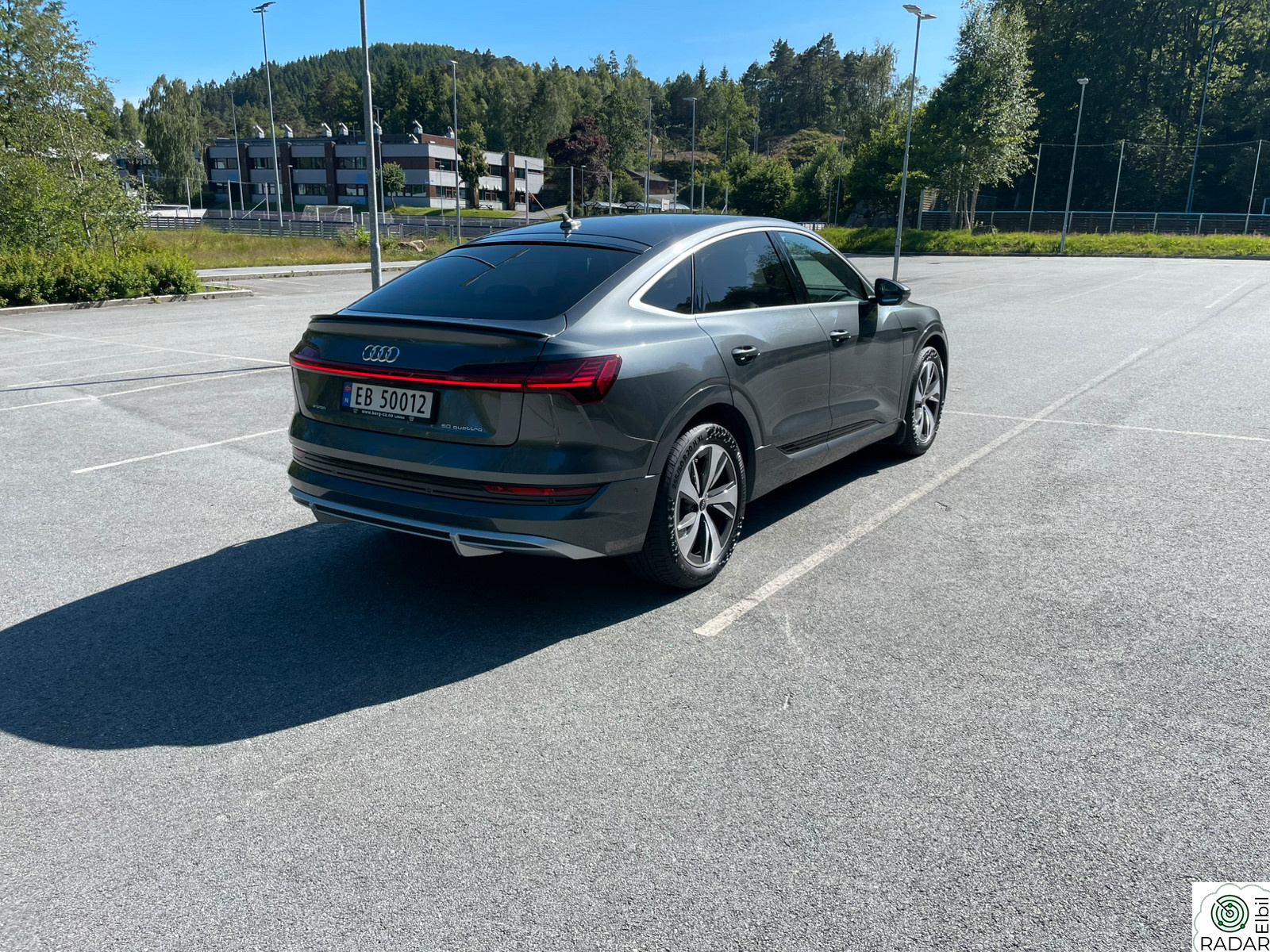 AUDI e-tron Sportback 50 50 Sportback S line Business