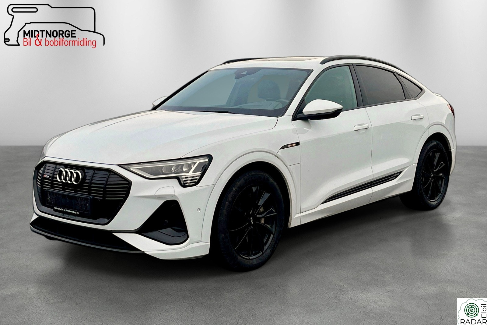 AUDI e-tron Sportback 55 55-2x S-LINE-HUD-NATTSYNASSISTENT-SOLTAK-KROK-B&O++