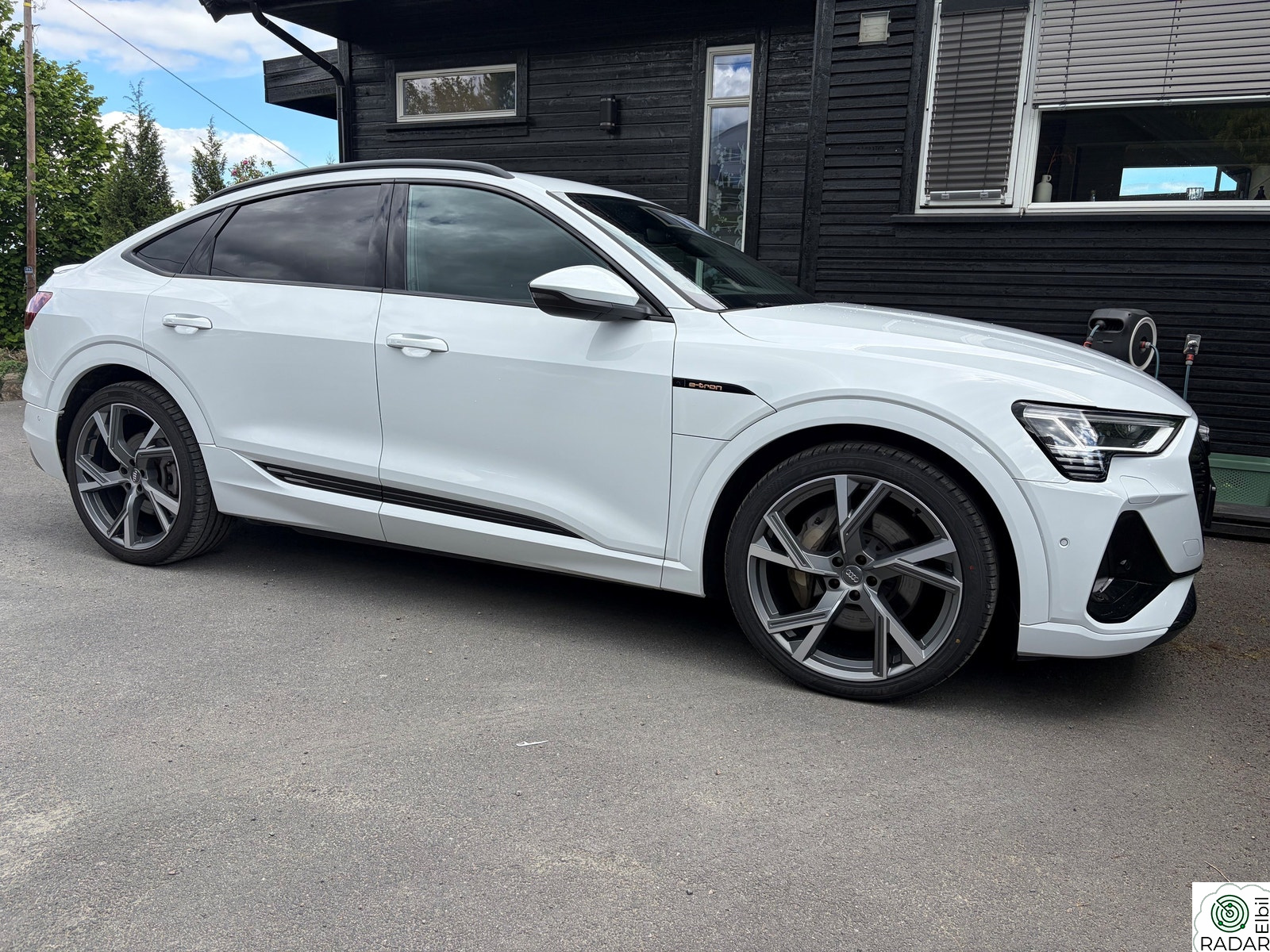 AUDI e-tron Sportback 55 55 Sportback S line - HUD, Luft, Krok, 21''++