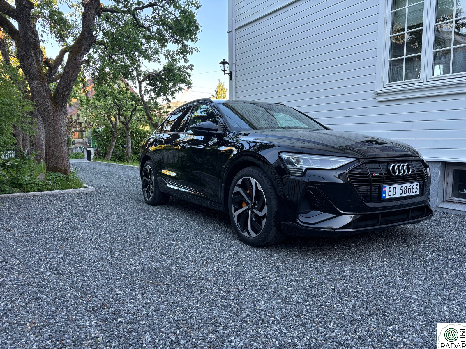 AUDI E TRON SPORTBACK 55 55 S line Sport Black Edition