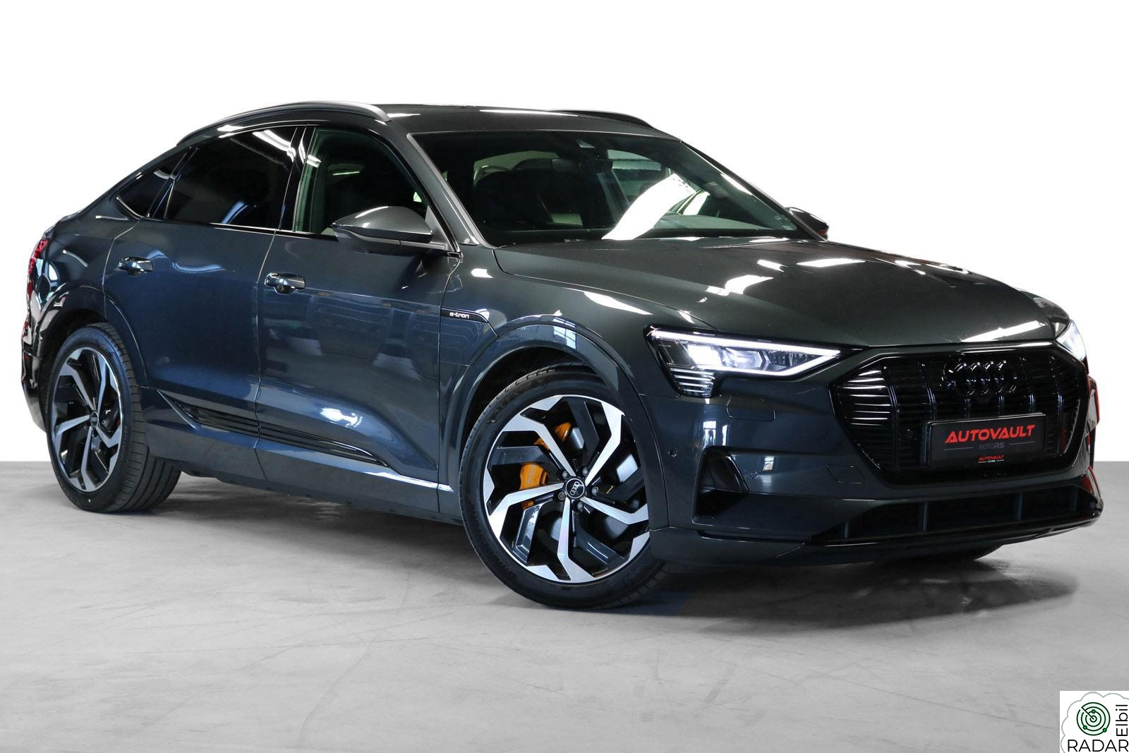 AUDI E TRON SPORTBACK 55 55 Black Edition | ACC/Luft/Krok/360/LED/21"/CarPlay/++