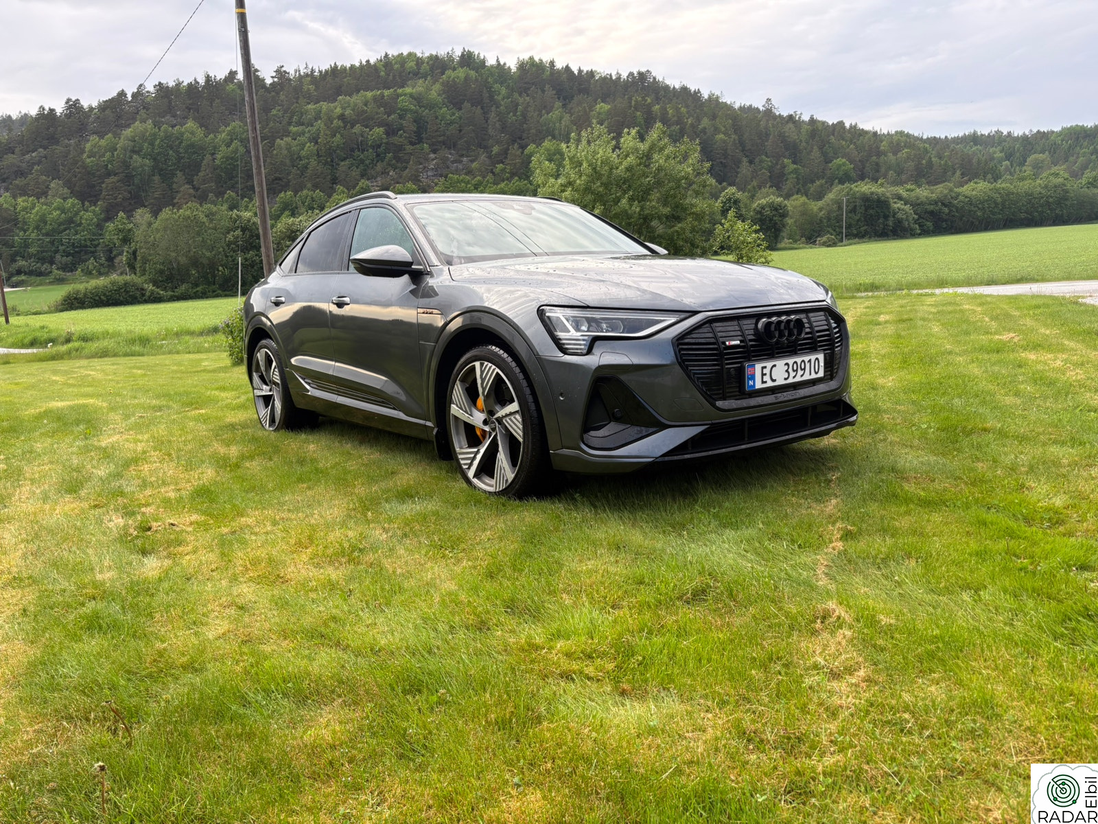 AUDI e-tron Sportback 50 50 Sportback S line