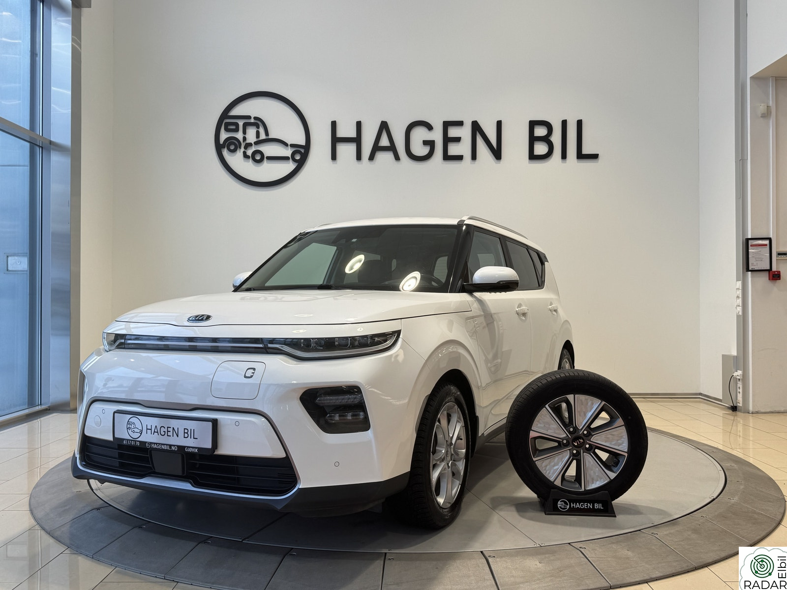 KIA SOUL EXCLUSIVE / SKINN / NAVI / R.KAMERA / 8XALU / DAB+