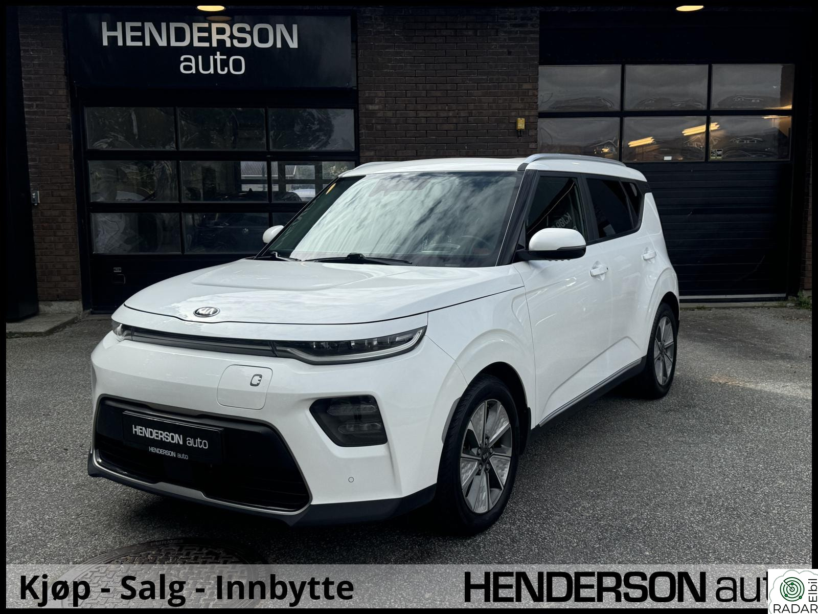 KIA SOUL 64 kWt Exclusive Skinn/HeadUP/Ad.Cruise/Soltak/H&K++++