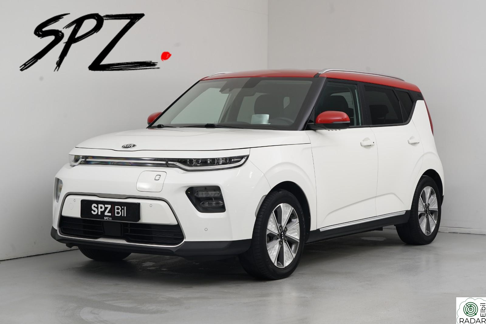 KIA SOUL 64KW EXCLUSIVE HARMAN KARDON SKINN KAMERA NAVI+++