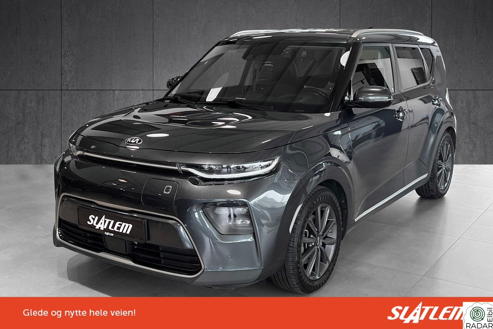 KIA SOUL Exclusive, Harman Kardon, skinn, head up+++