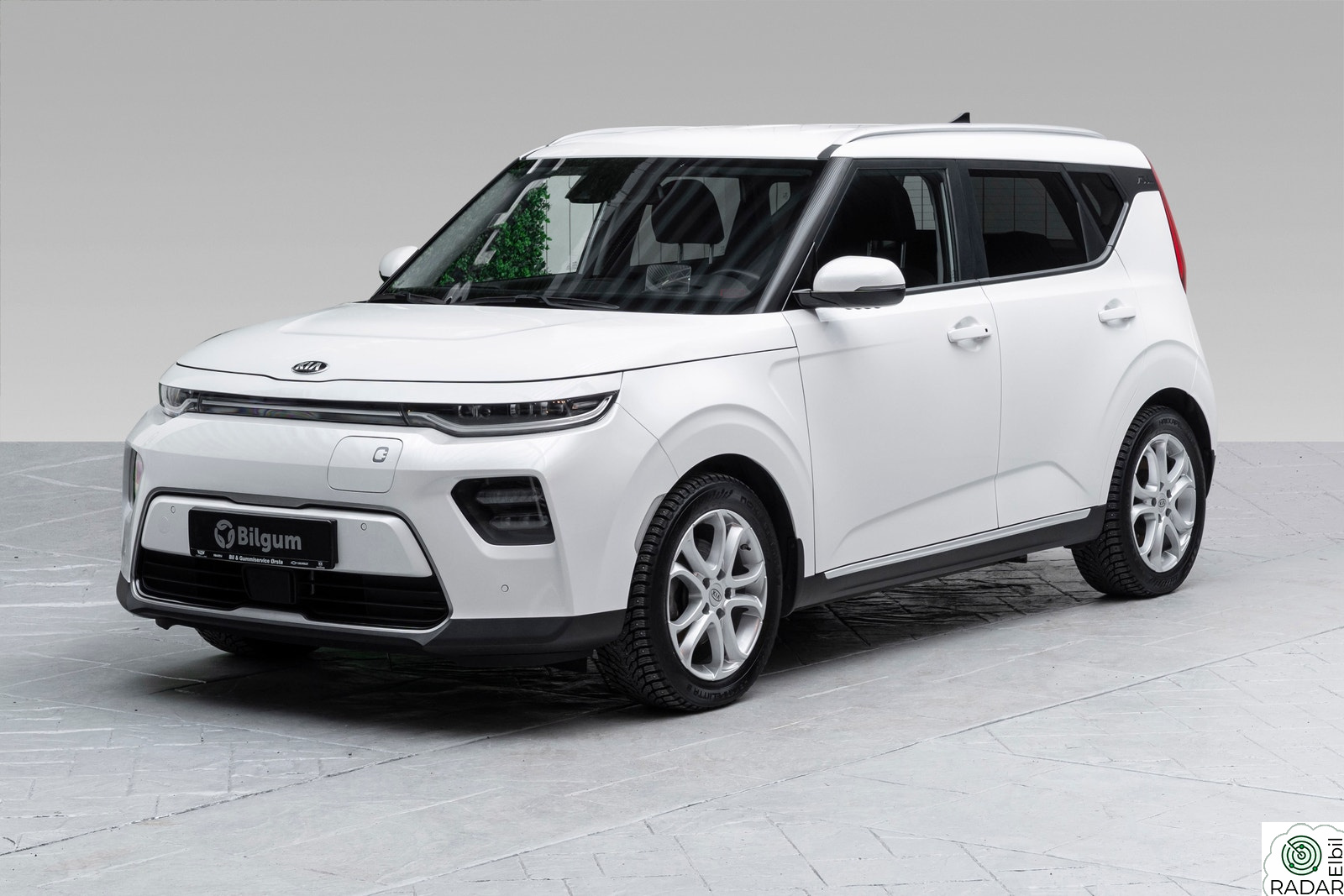 KIA SOUL 64 kWt Exclusive|se kmstand|