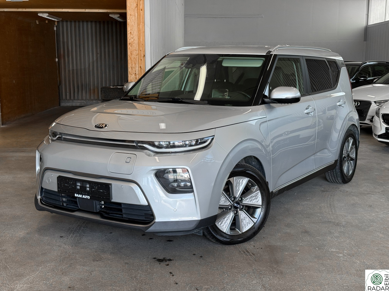 KIA SOUL 64 kWt Exclusive /Skinn/H&K/HUD/Kjøling/1 EIER/452 KM+