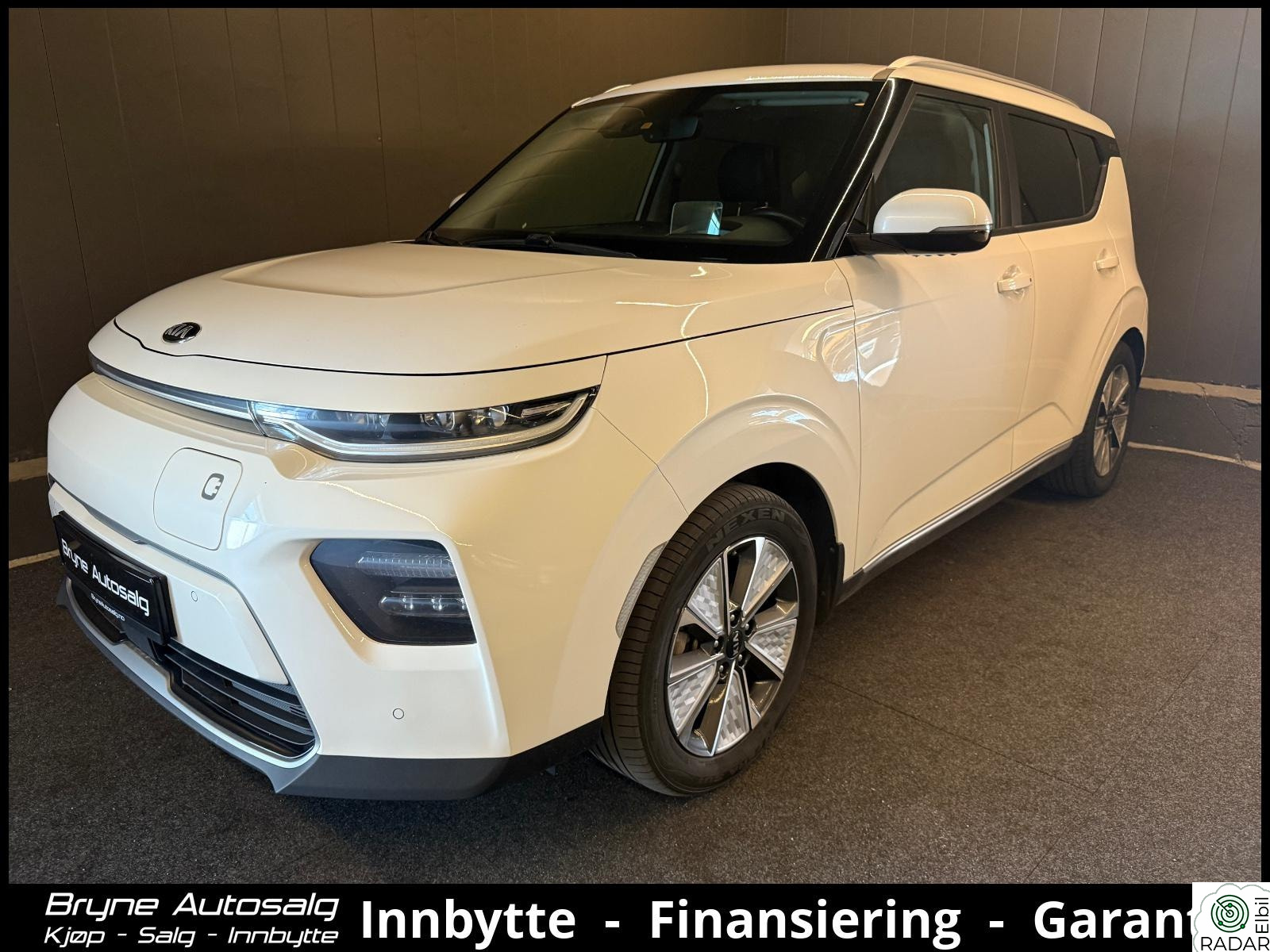 KIA SOUL EXCLUSIVE 64 kWh ACC/HEAD-UP/SKINN/KAMERA/NAVI/H&K+++