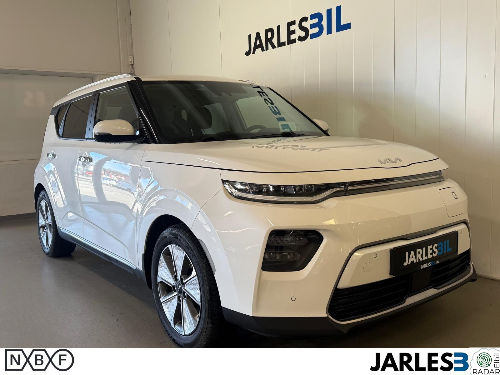 KIA SOUL 452KM WLTP/ Skinn/ Harman/ Head Up/ Kamera/ EU 2028!