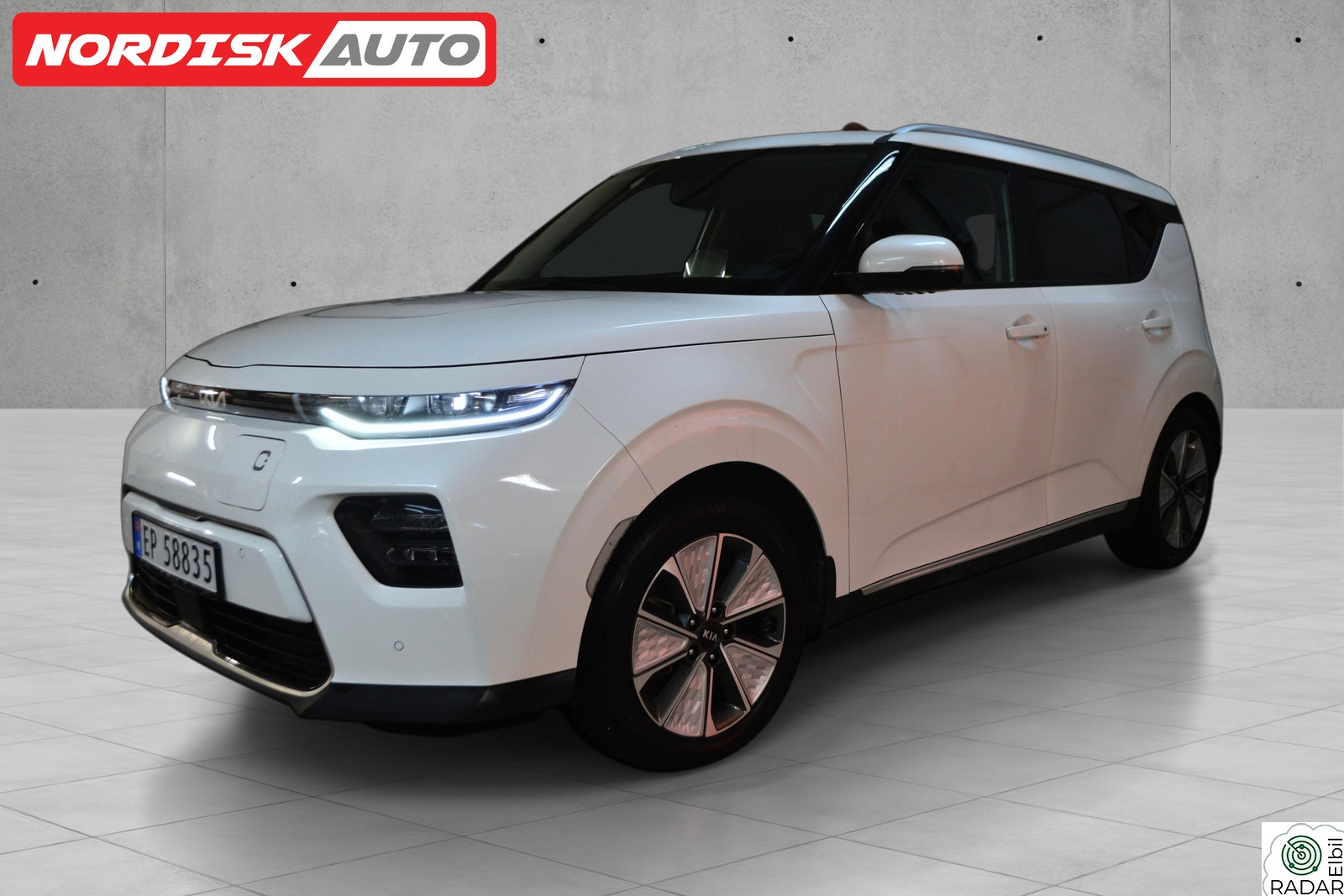KIA SOUL Long Range/64kWt/452KM/EXCLUSIVE/H&K/