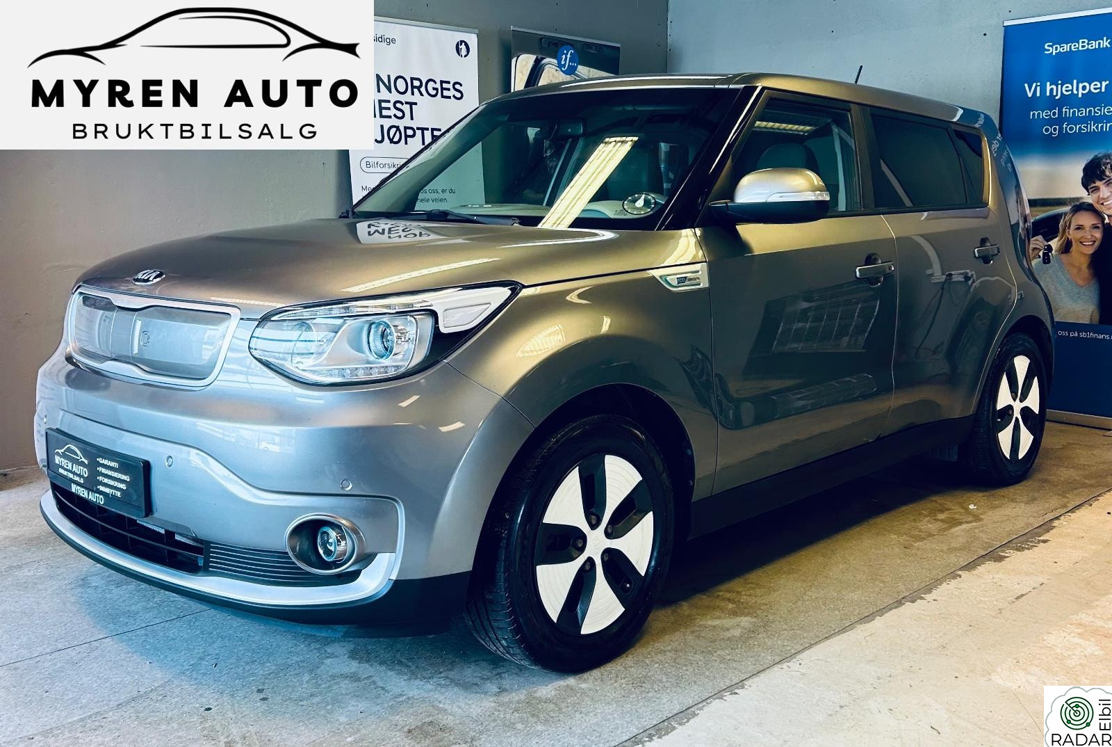 KIA SOUL EXCLUSIVE 27KW/SKINN/NAVI//KAMERA//RYGGESENSOR/DAB+/
