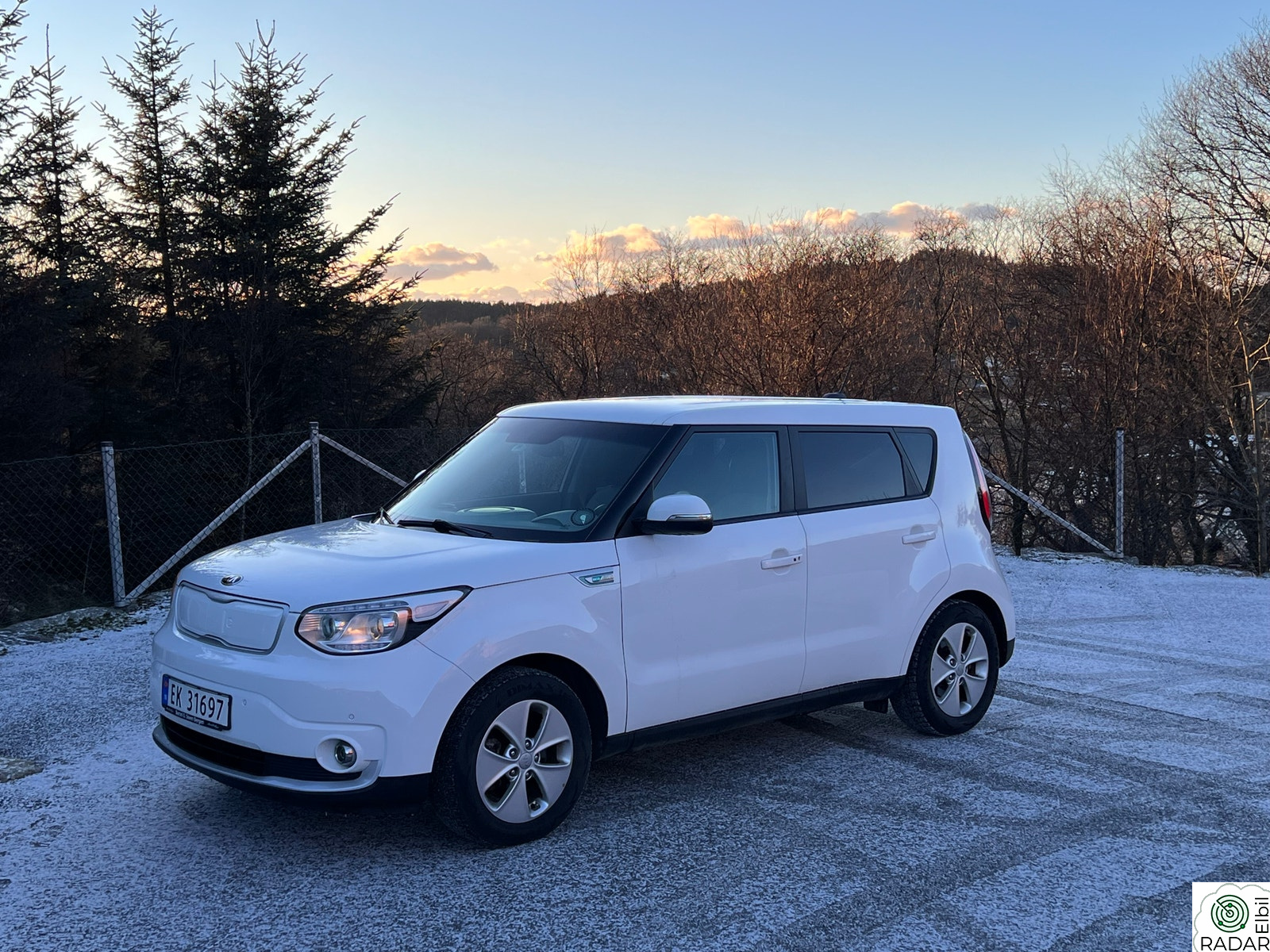 KIA SOUL Pen og velholdt Exclusive m/skinn, navi ++