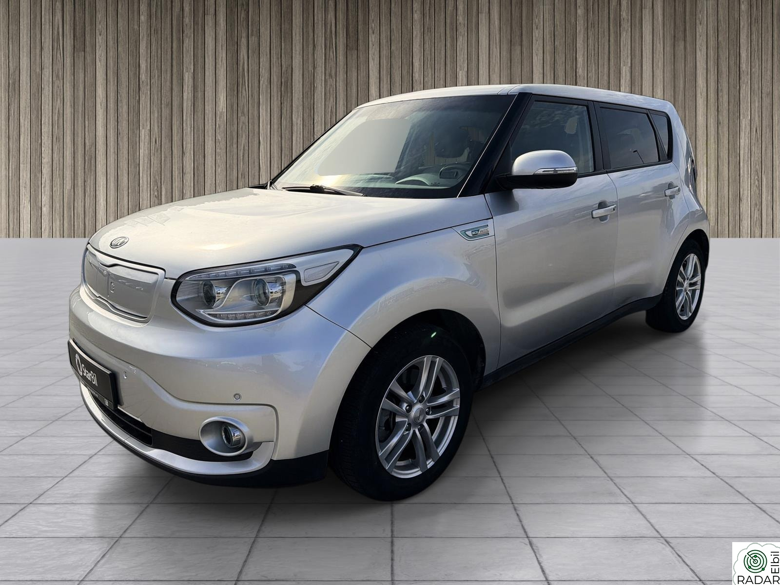 KIA SOUL Exclusive / V.Pumpe EU27 / Skinn / R.Kam / Navi / LED++